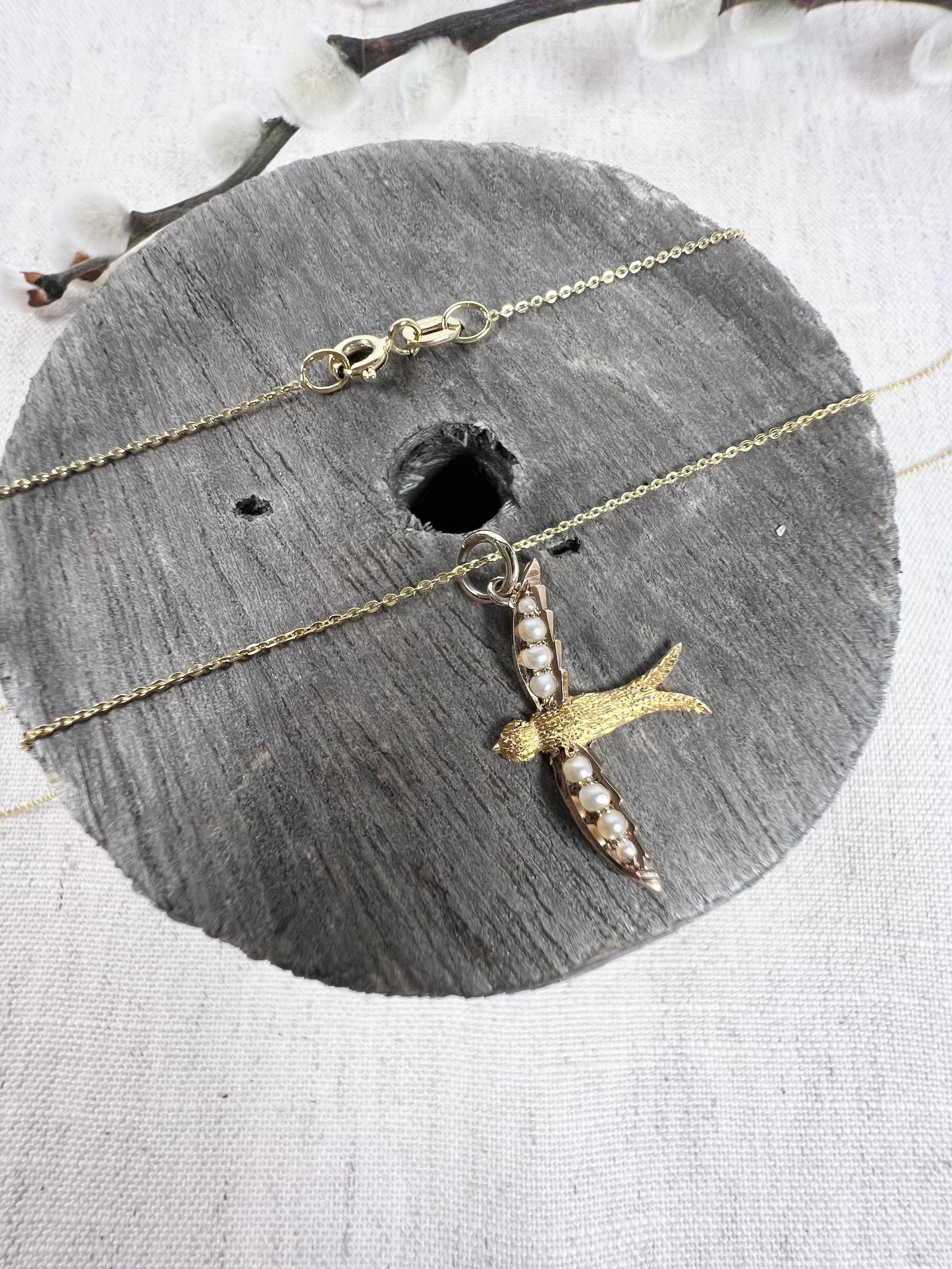 Ciondolo antico in oro bicolore 15ct e perla vittoriana con rondine in vendita 4
