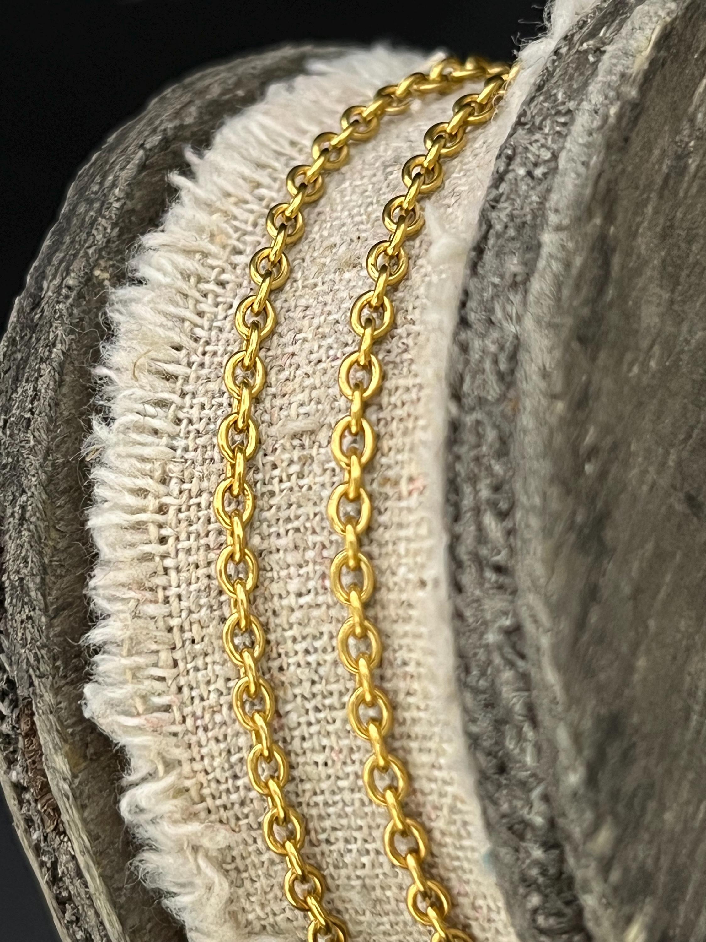 Antique 15ct Yellow Gold, Edwardian 18 1/2 Inch Trace Link Chain Necklace For Sale 3