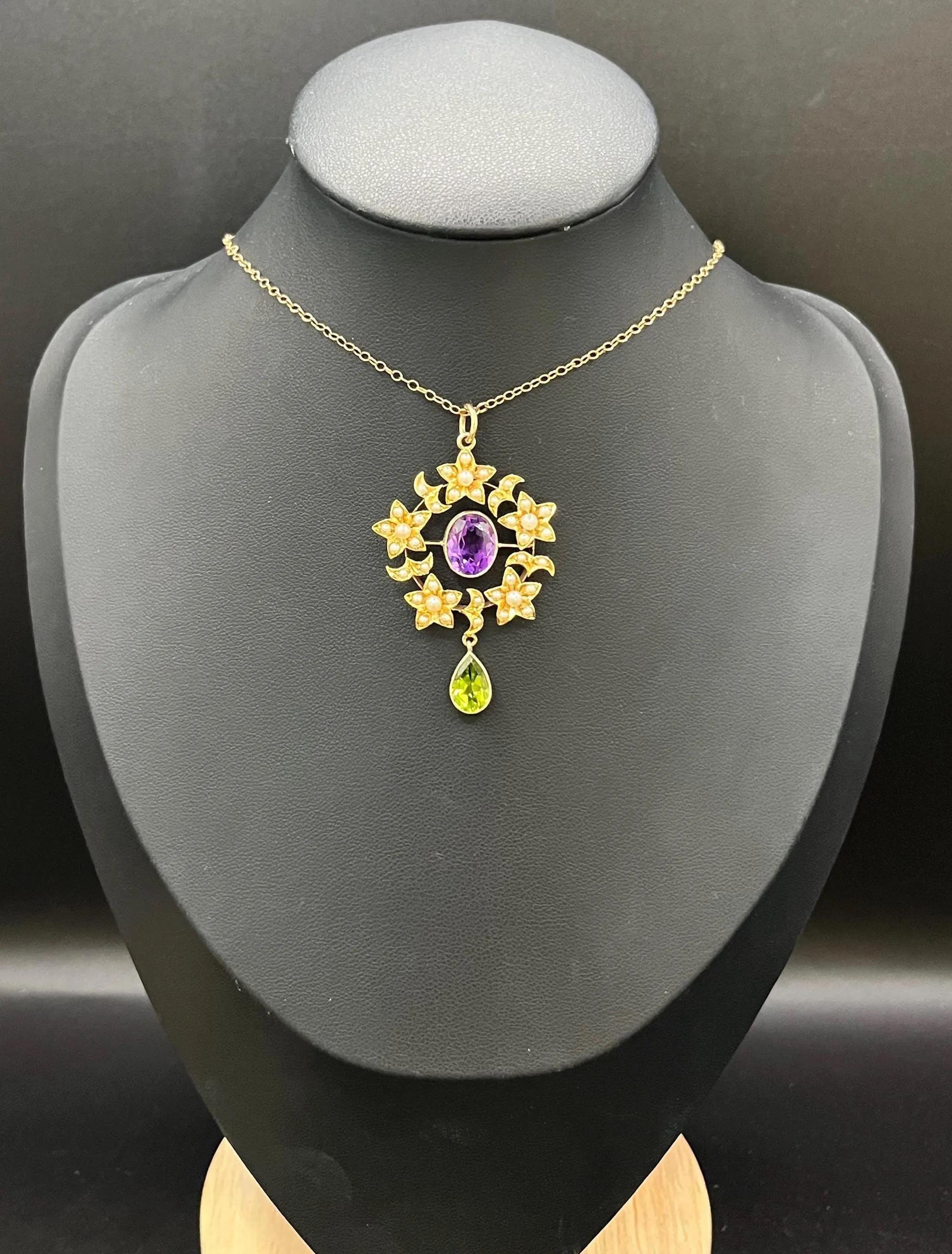Antique 15ct Yellow Gold Edwardian Amethyst, Pearl & Peridot Suffragette Pendant For Sale 1