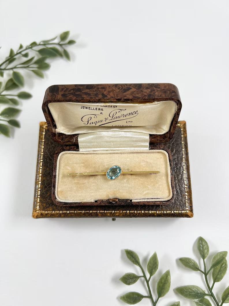 Antique 15ct Yellow Gold, Edwardian Aquamarine Bar Brooch For Sale 5