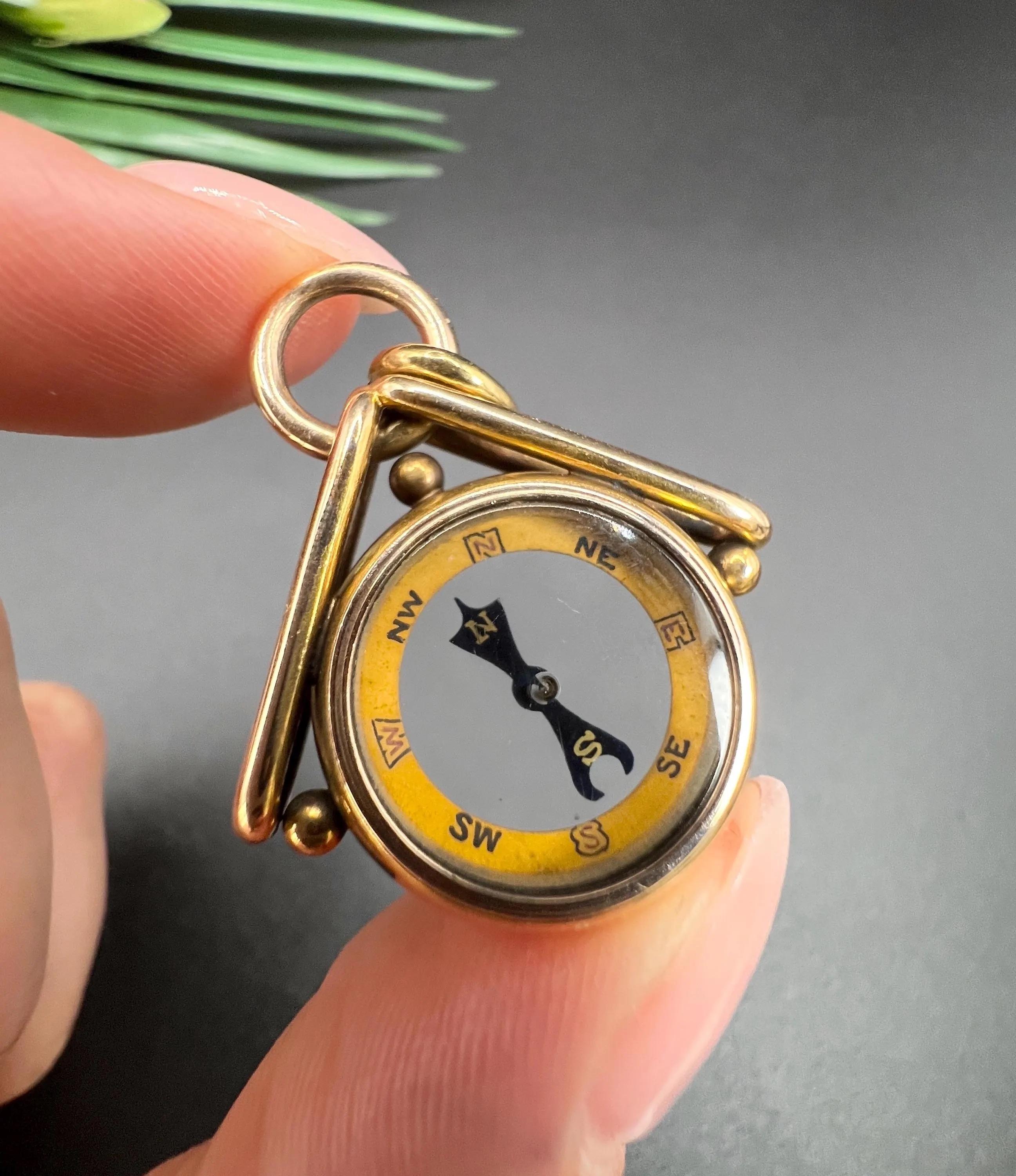 Ciondolo antico in oro giallo 15ct, bussola edoardiana in vendita 4