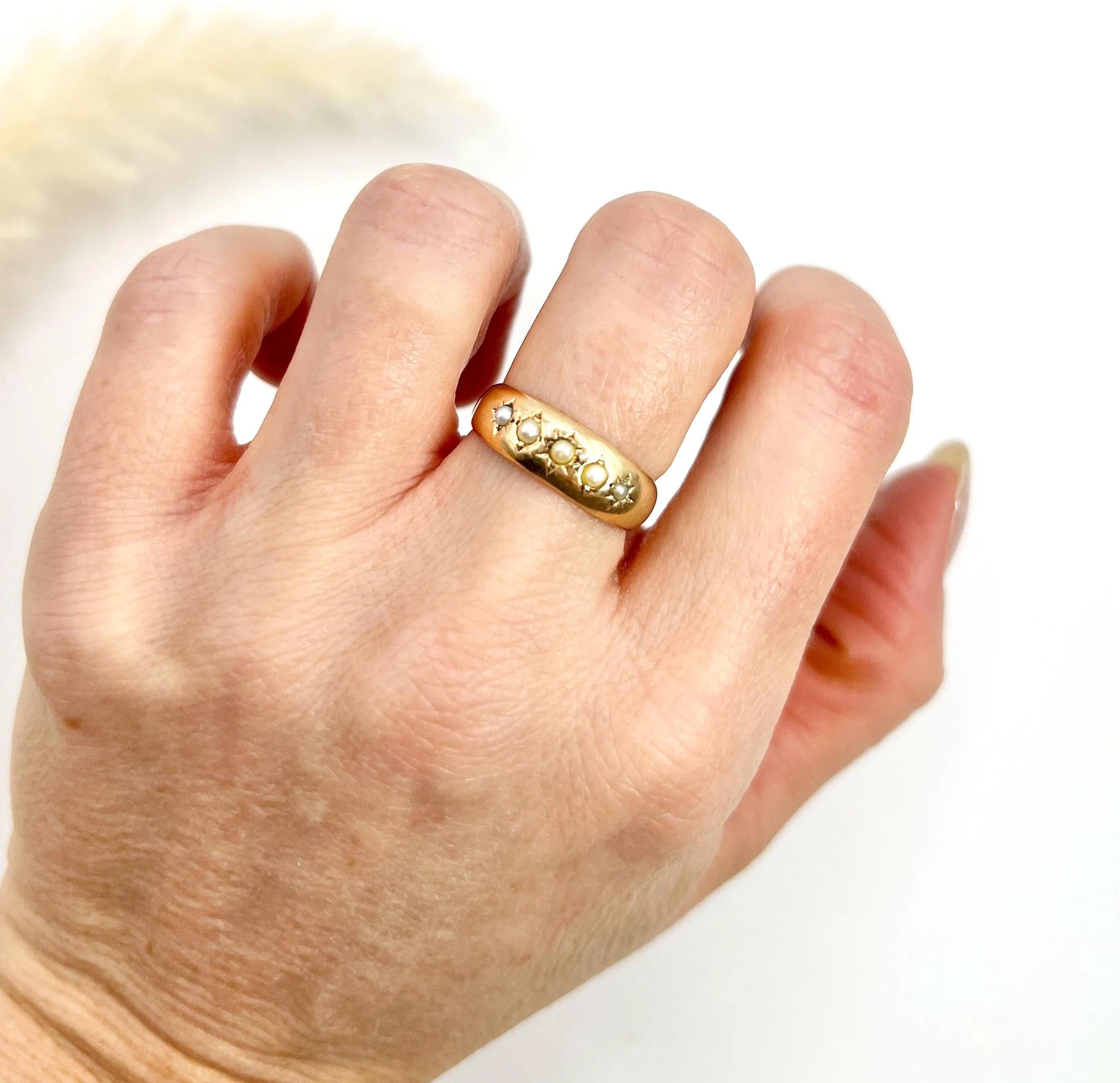 Round Cut Antique 15ct Yellow Gold, Edwardian Five Stone Pearl Band Ring