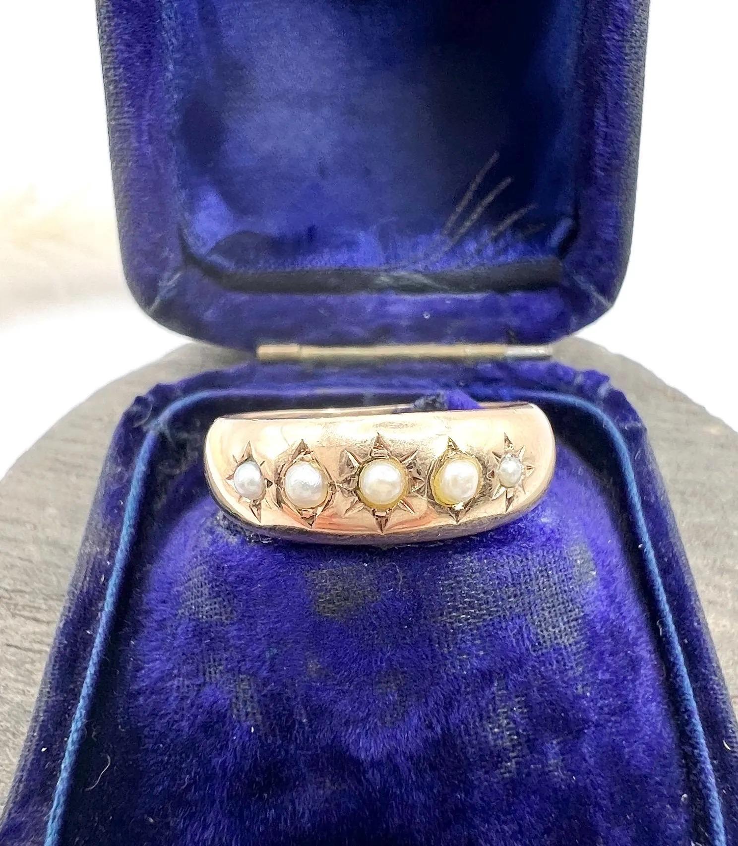 Women's or Men's Antique 15ct Yellow Gold, Edwardian Five Stone Pearl Band Ring