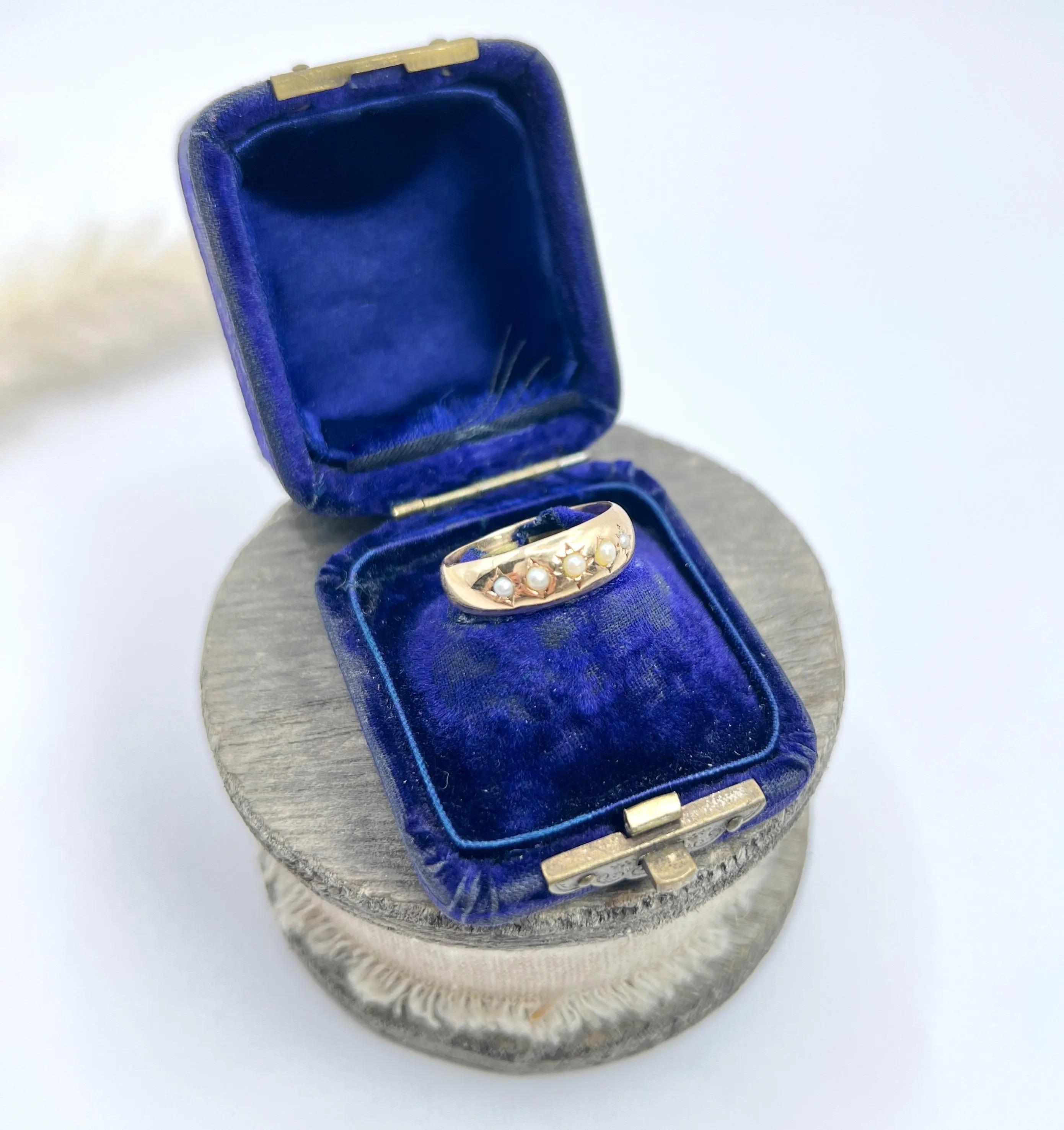 Antique 15ct Yellow Gold, Edwardian Five Stone Pearl Band Ring 4