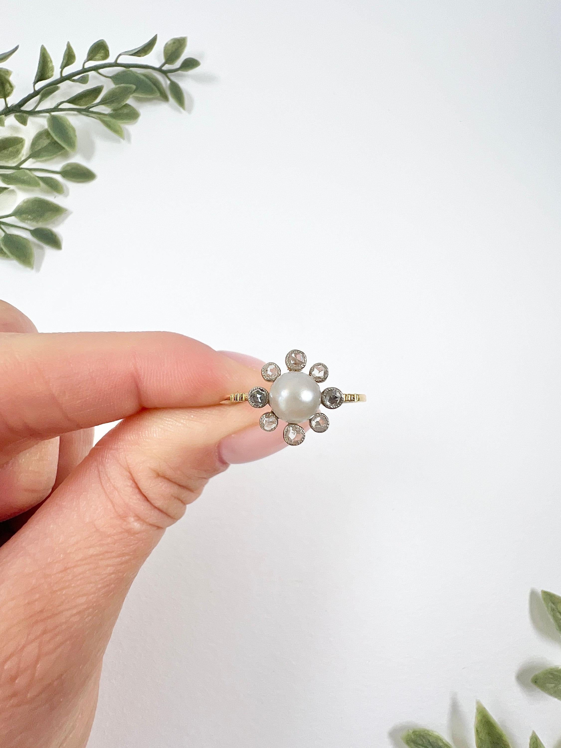 Antique 15ct Yellow Gold, Edwardian Pearl & Diamond Daisy Cluster Ring For Sale 5