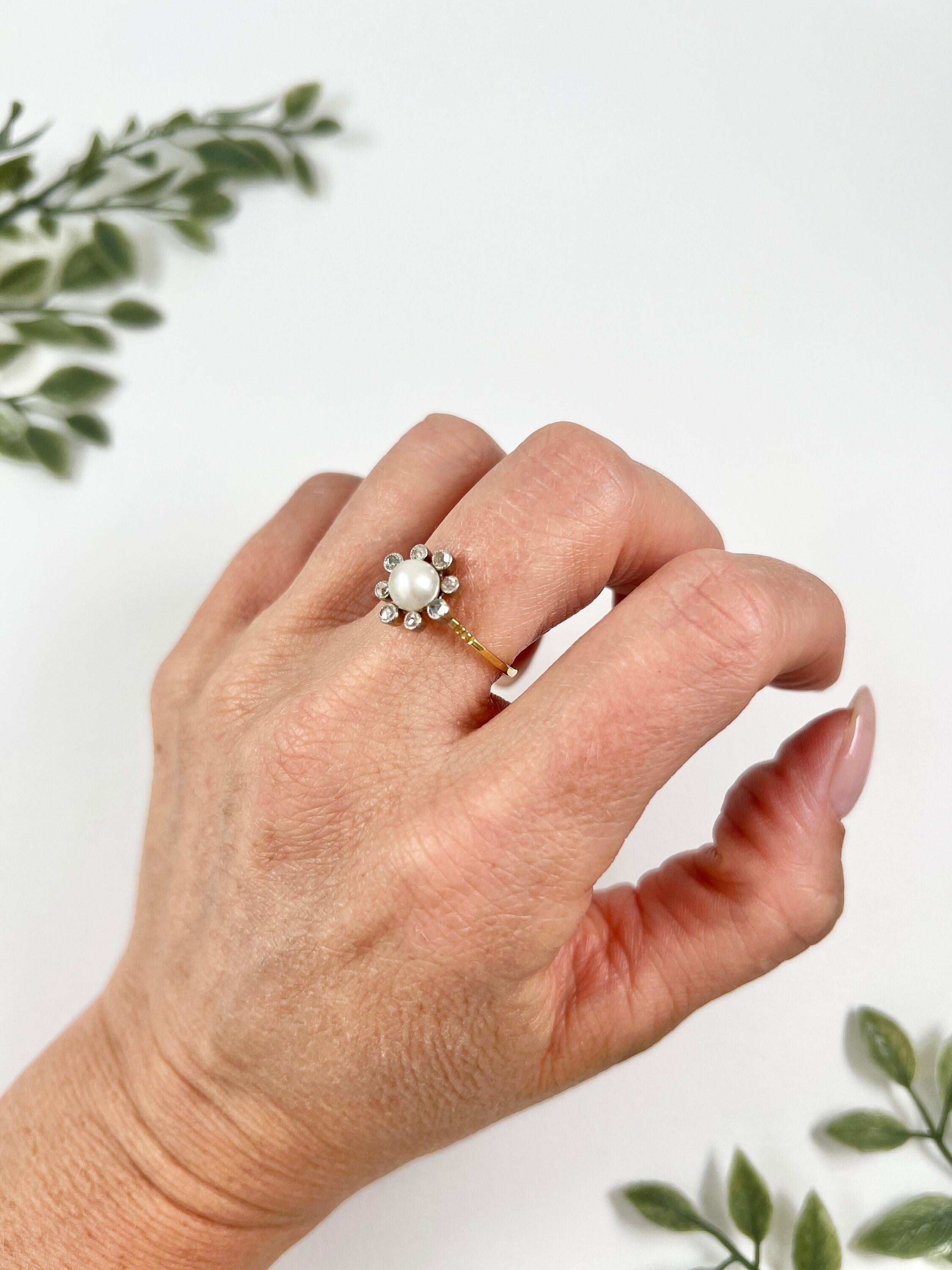 Antique 15ct Yellow Gold, Edwardian Pearl & Diamond Daisy Cluster Ring For Sale 4