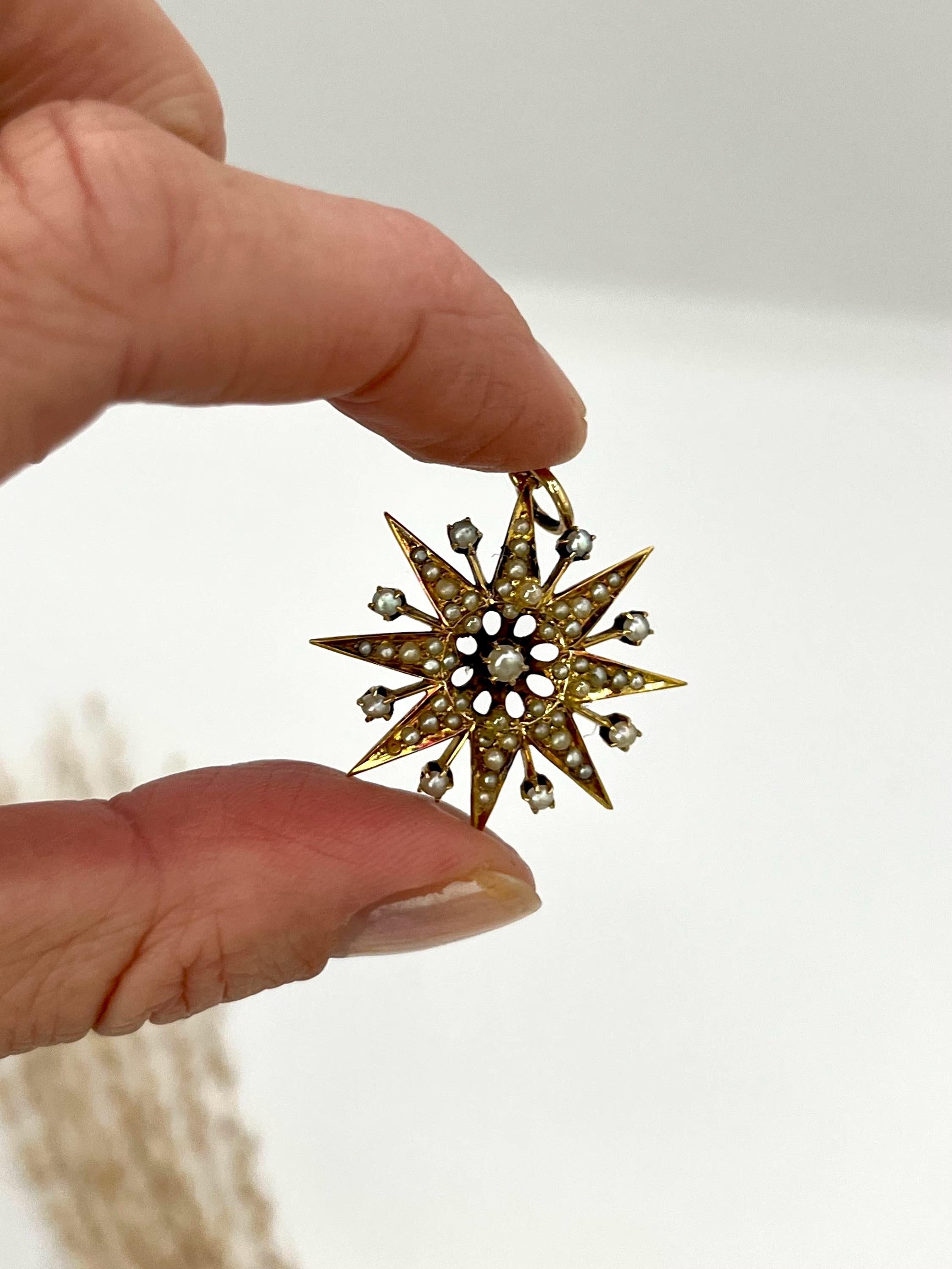 Taglio rotondo Antico ciondolo a stella in oro giallo 15ct e perle edoardiane, CIRCA 1910 in vendita