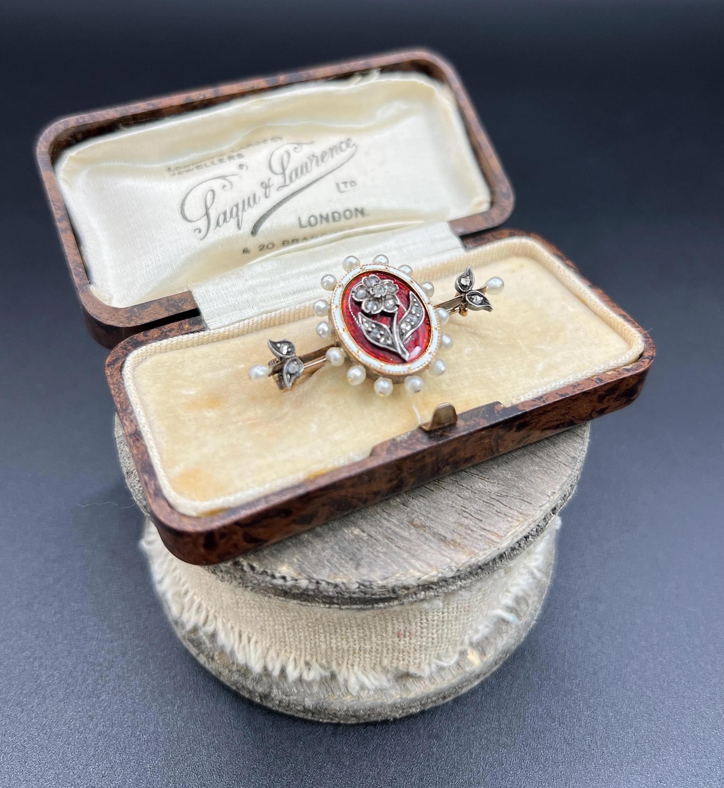 Antike 15 Karat Gelbgold Edwardianische Rote Emaille Diamant & Saatperlen-Blumenbrosche im Angebot 4