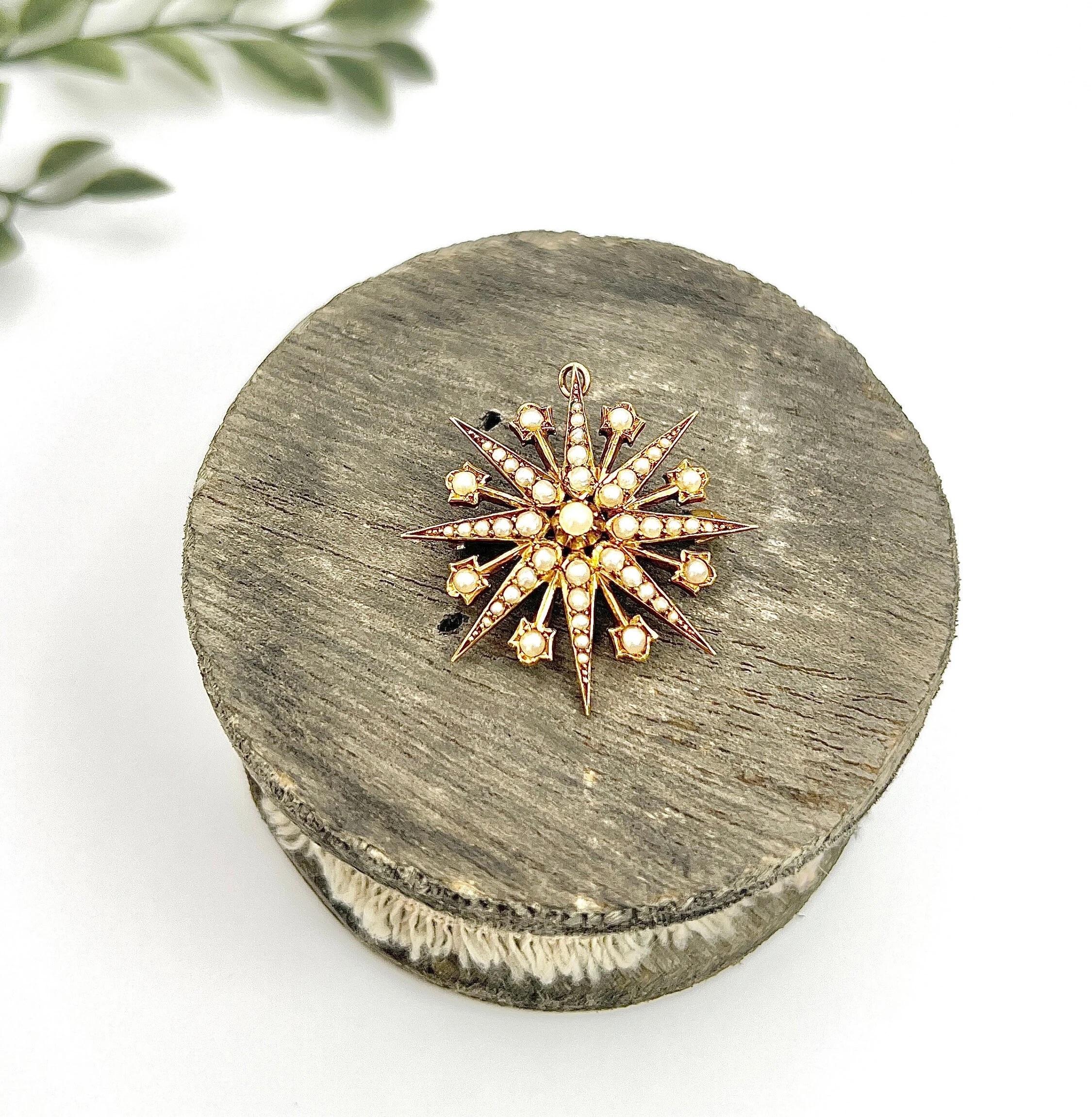 Antique 15ct Yellow Gold, Edwardian Seed Pearl Star Pendant / Brooch For Sale 2