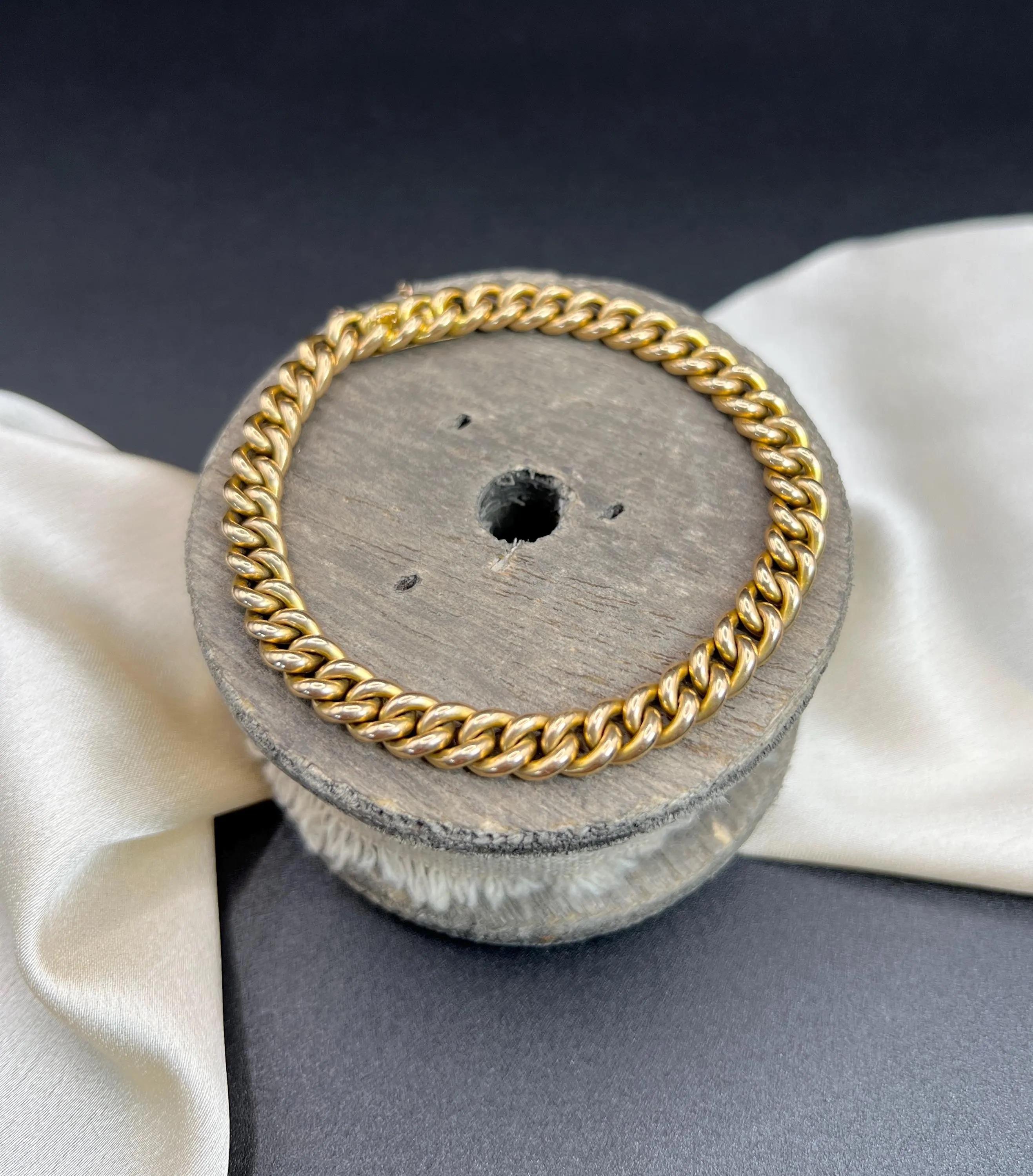 Bracelet ancien en or jaune 15ct, édouardien, à maillons massifs avec fermoir intégral Bon état - En vente à Brighton, GB