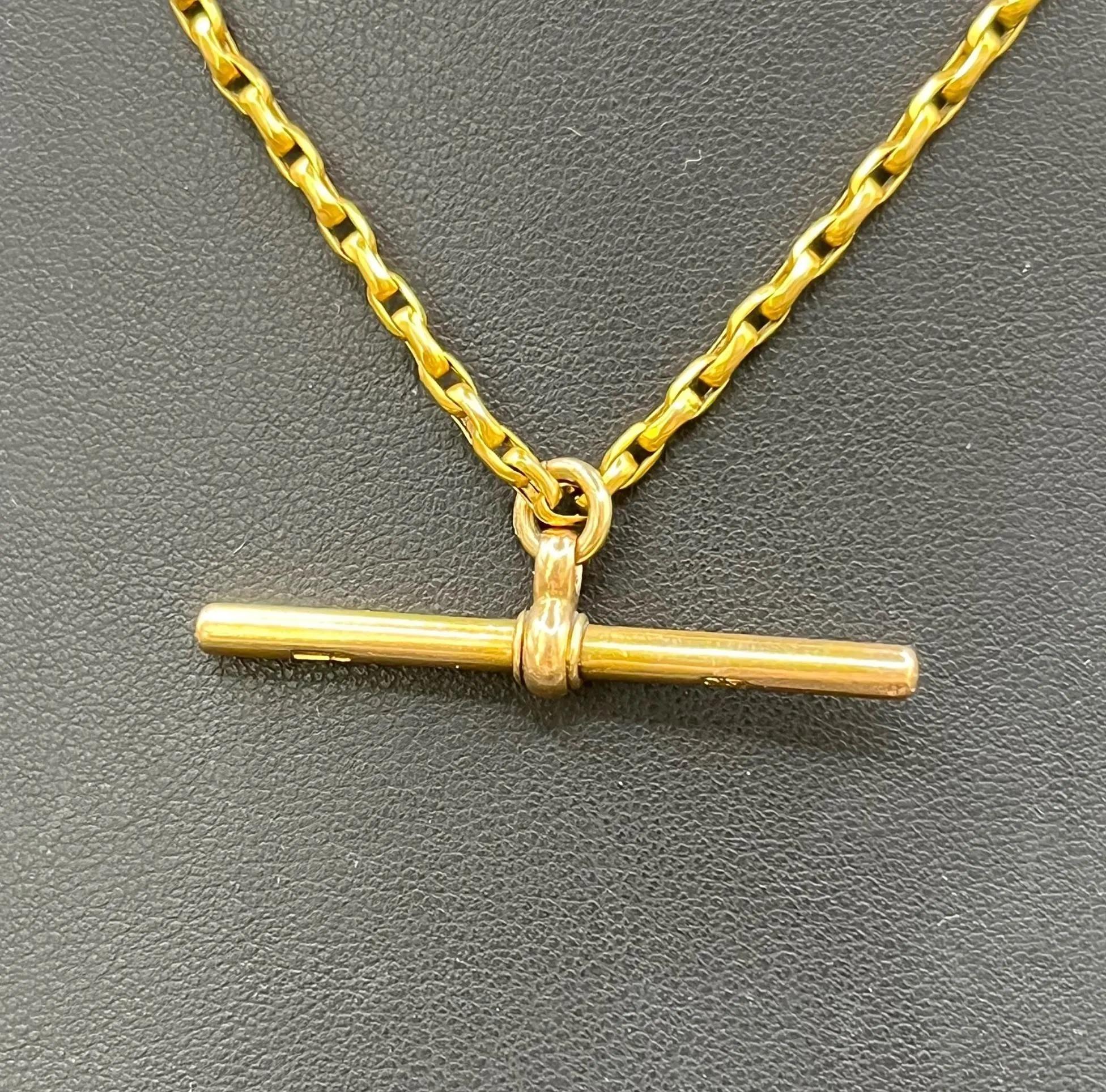 Porte-bonheur en or jaune 15ct Edwardien Circa 1910 en vente 6