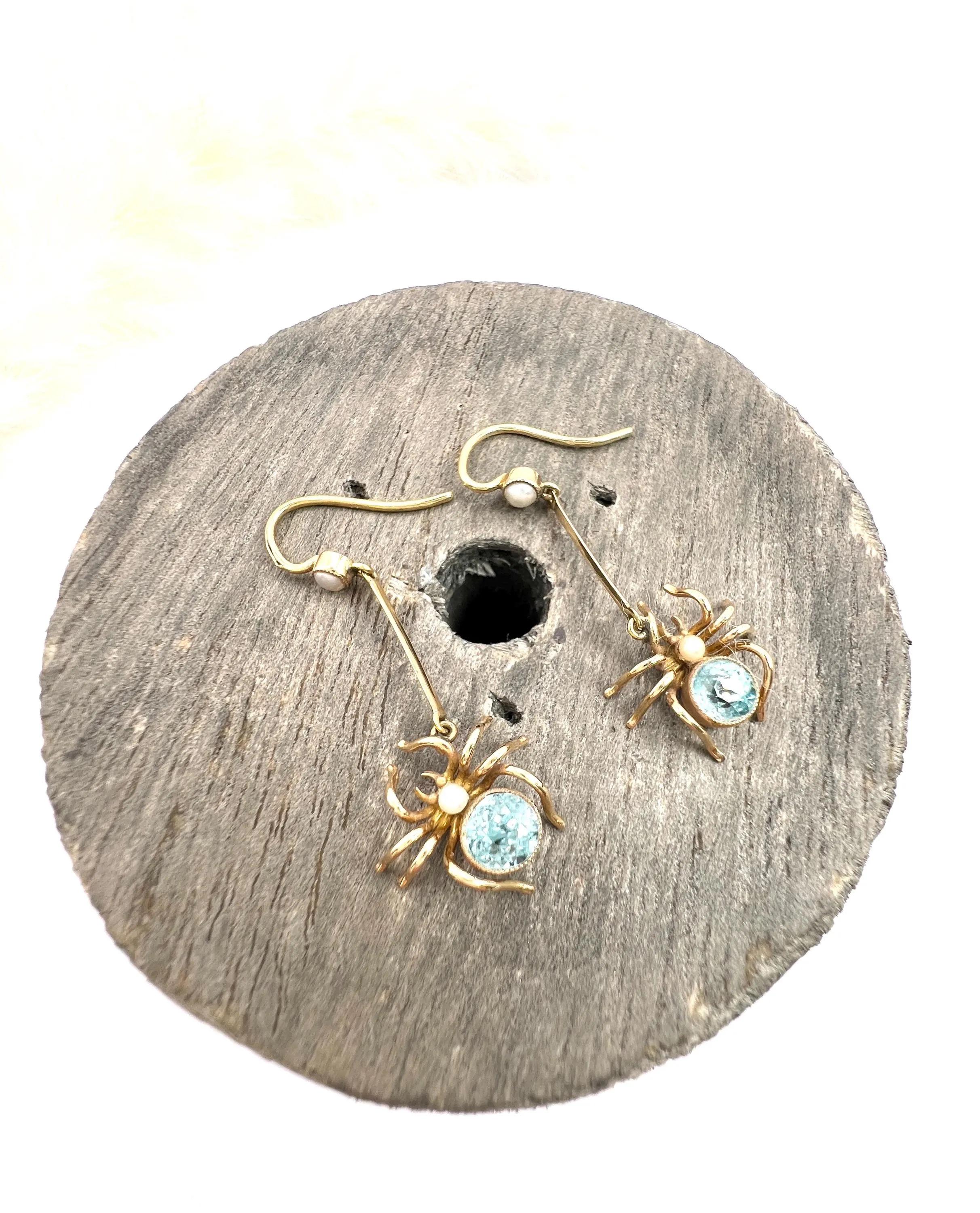 Antike 15ct Gelbgold, Edwardian Topas & Seed Pearl Spider Drop Ohrringe im Angebot 2