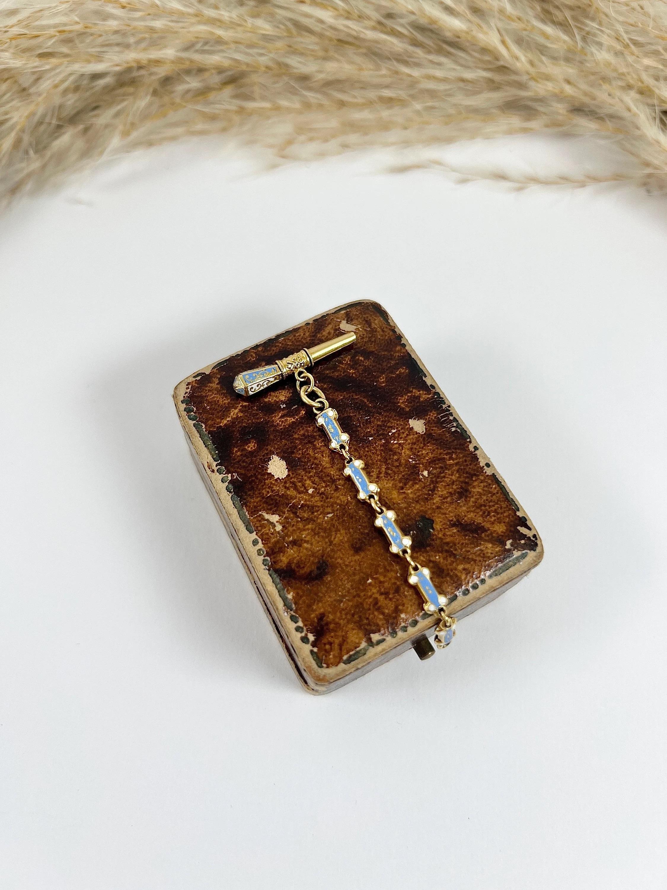Antique 15ct Yellow Gold & Enamel, Fancy Victorian Pocket Watch Key Pendant For Sale 4