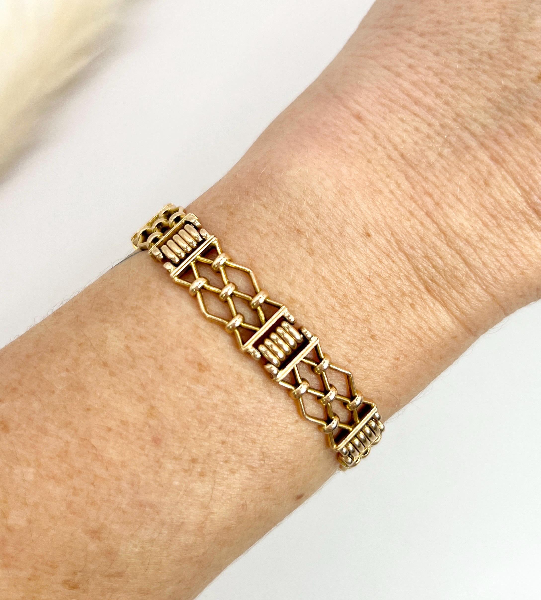 Bracciale antico in oro giallo 15ct con timbro, anni '20, A Link Gate 4
