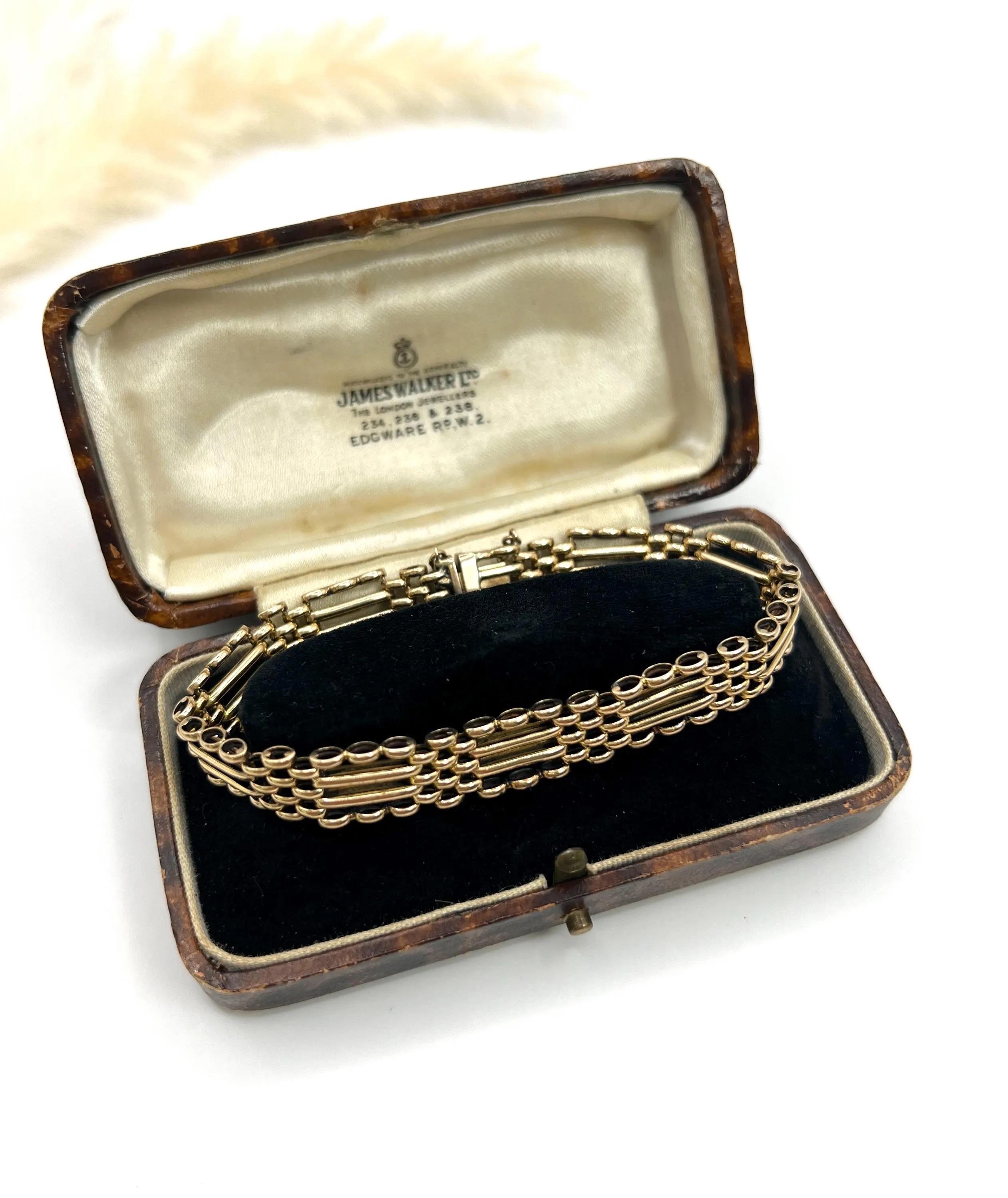Bracelet ancien en or jaune 15ct estampillé, d'époque édouardienne Unisexe en vente