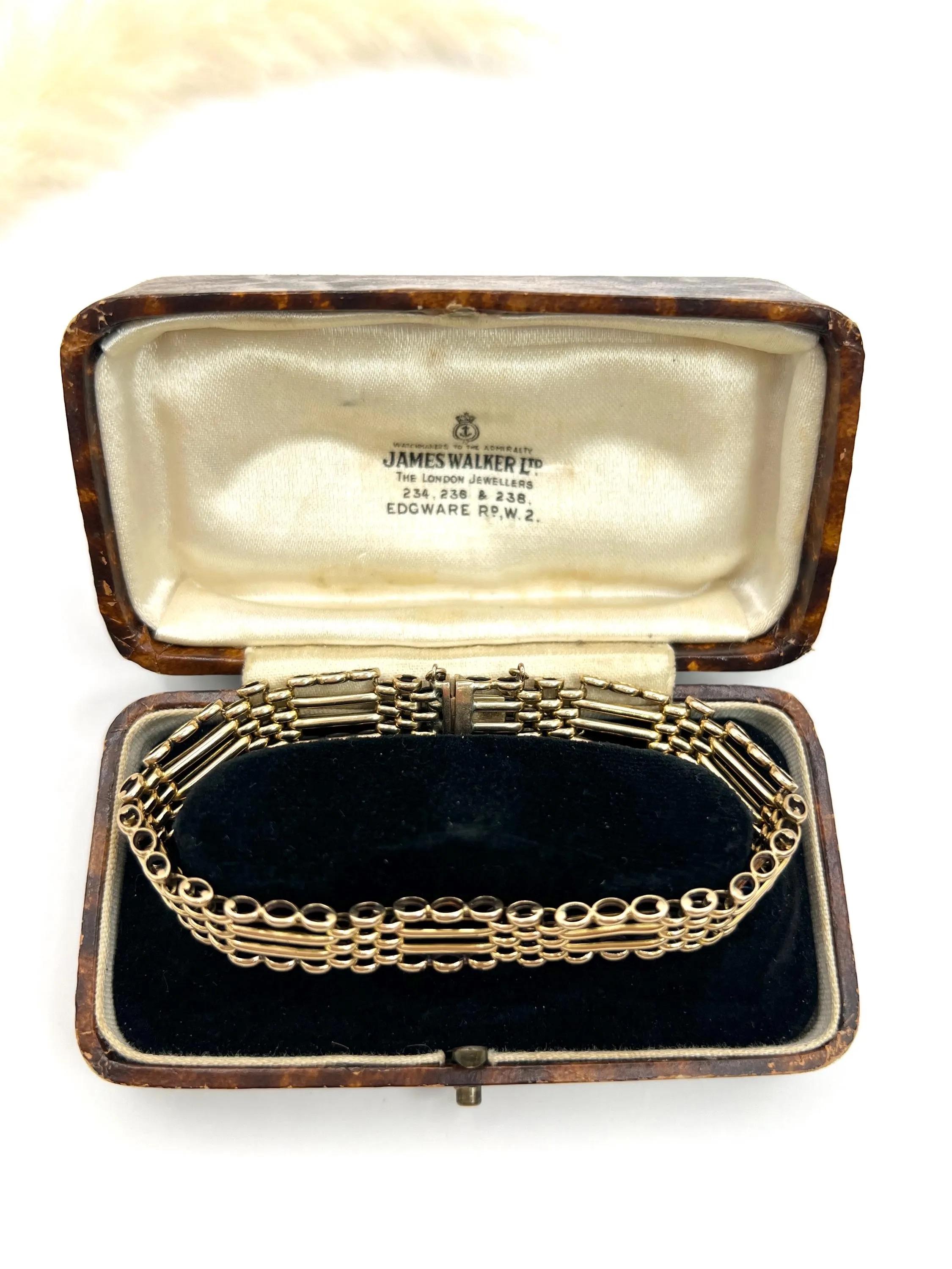 Bracelet ancien en or jaune 15ct estampillé, d'époque édouardienne en vente 3