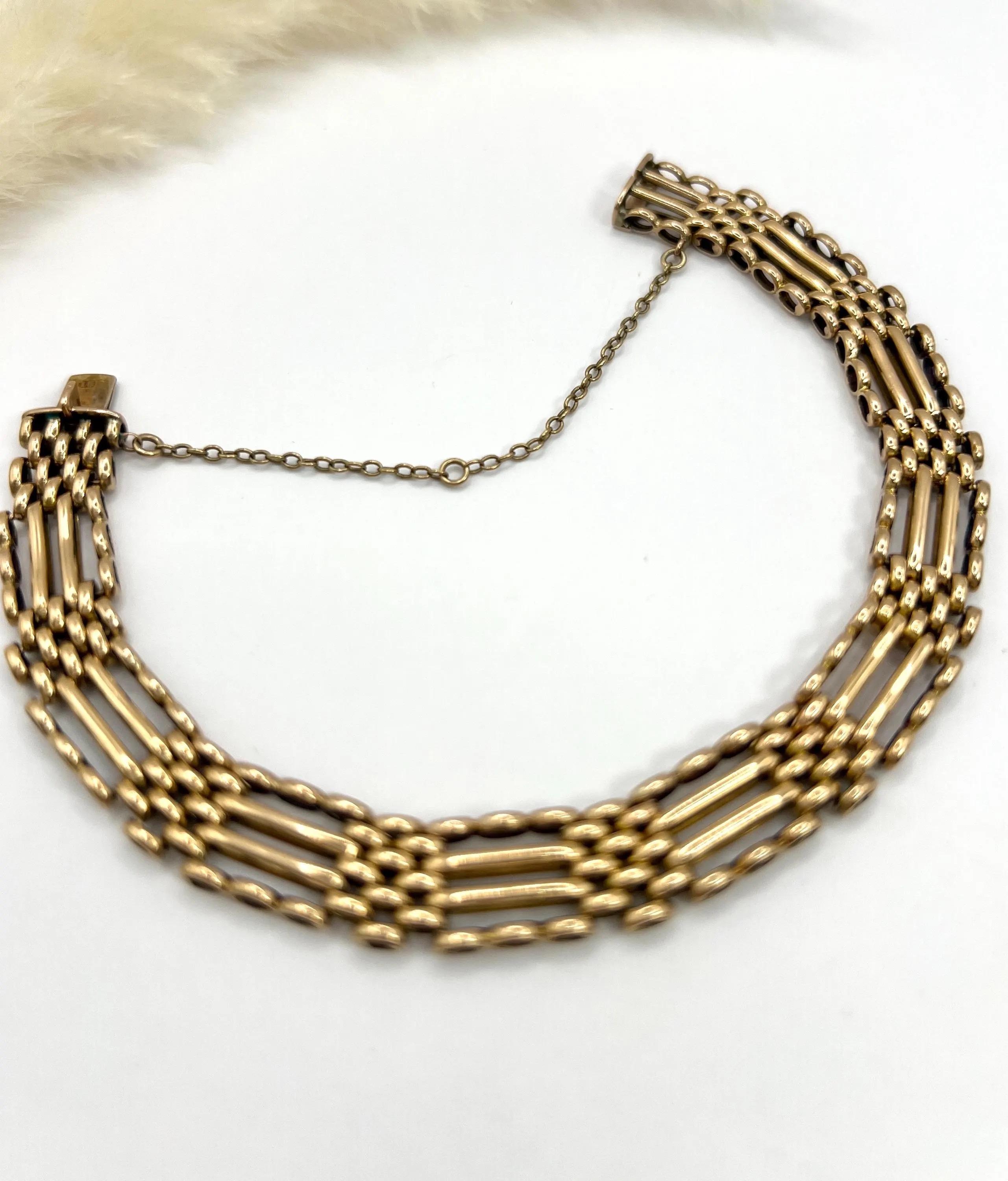 Bracelet ancien en or jaune 15ct estampillé, d'époque édouardienne en vente 4