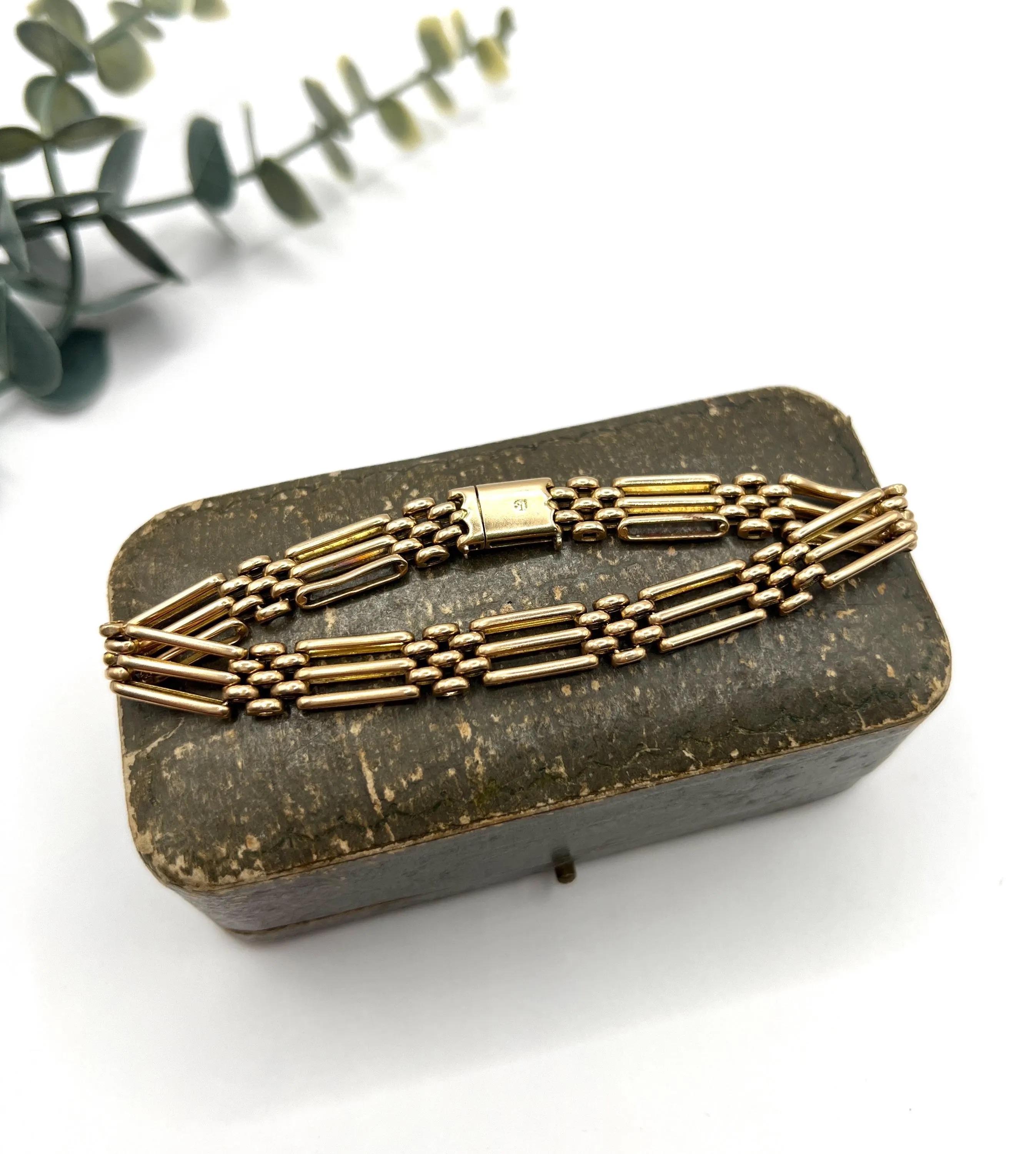 Antique 15ct Yellow Gold Stamped, Edwardian era Three Row Gate Bracelet en vente 2