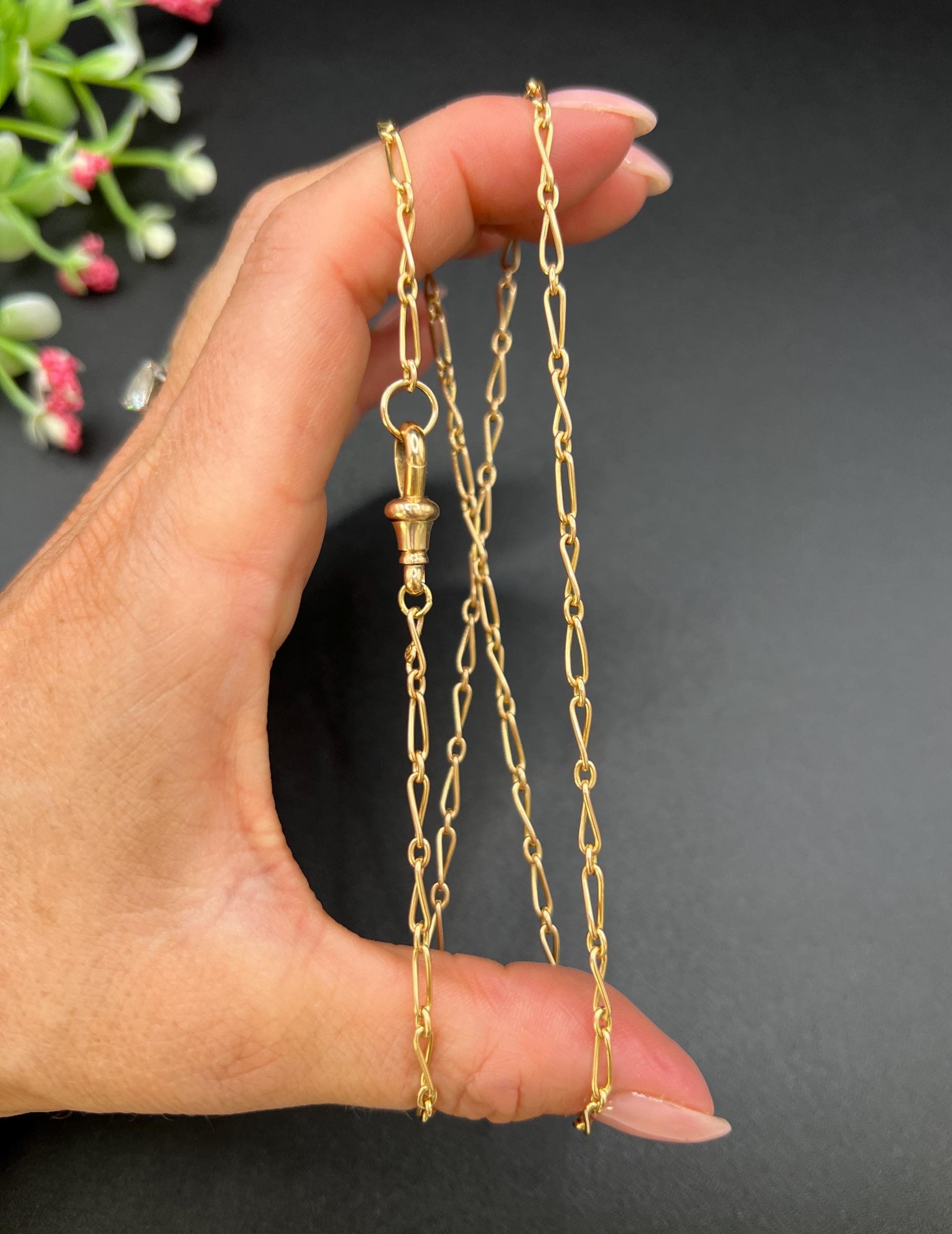 Antique 15ct Yellow Gold Tagged, 1920s 22 Inch Fancy Twisted Figaro Link Chain Bon état - En vente à Brighton, GB