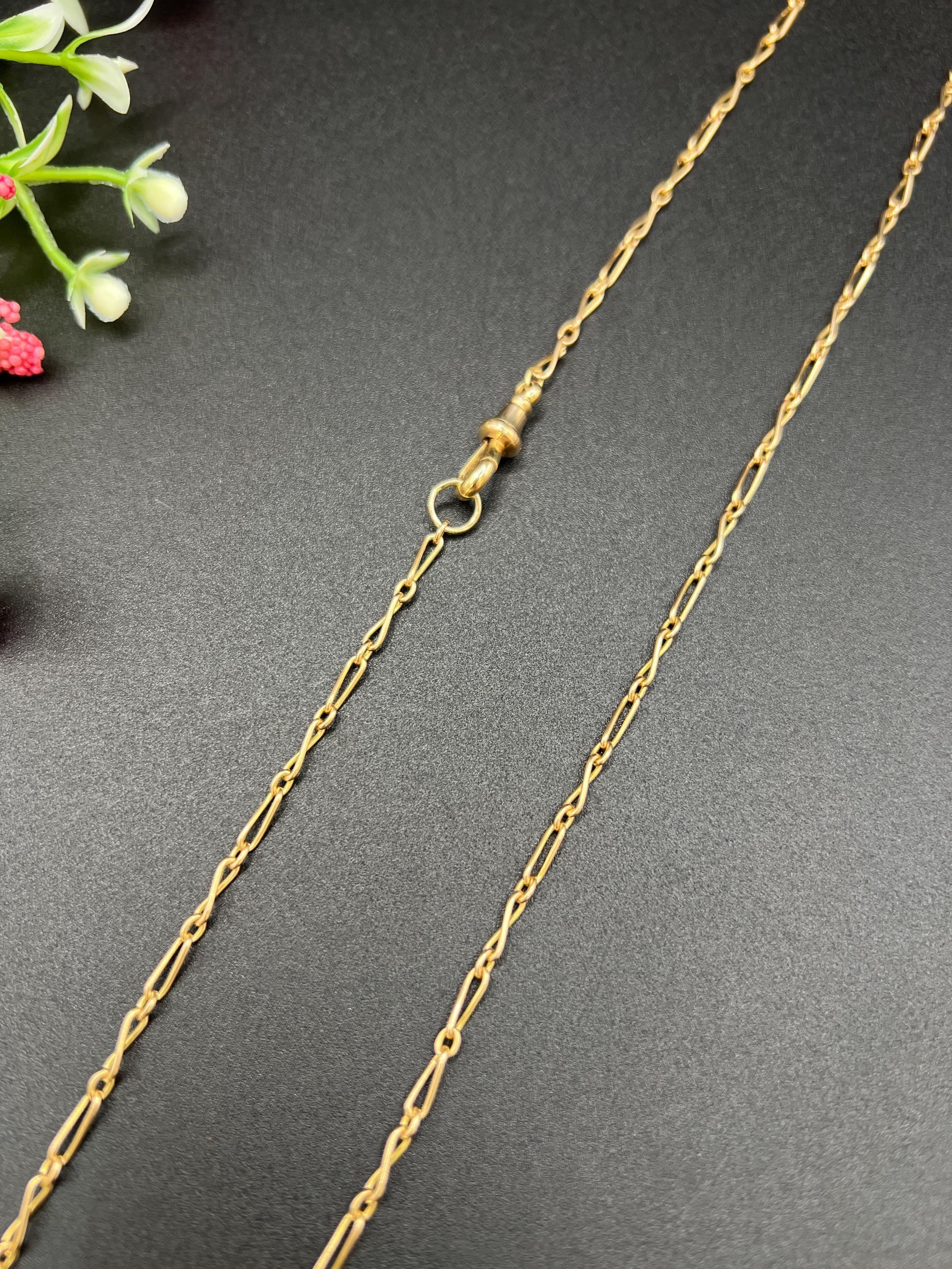 Antique 15ct Yellow Gold Tagged, 1920s 22 Inch Fancy Twisted Figaro Link Chain en vente 5