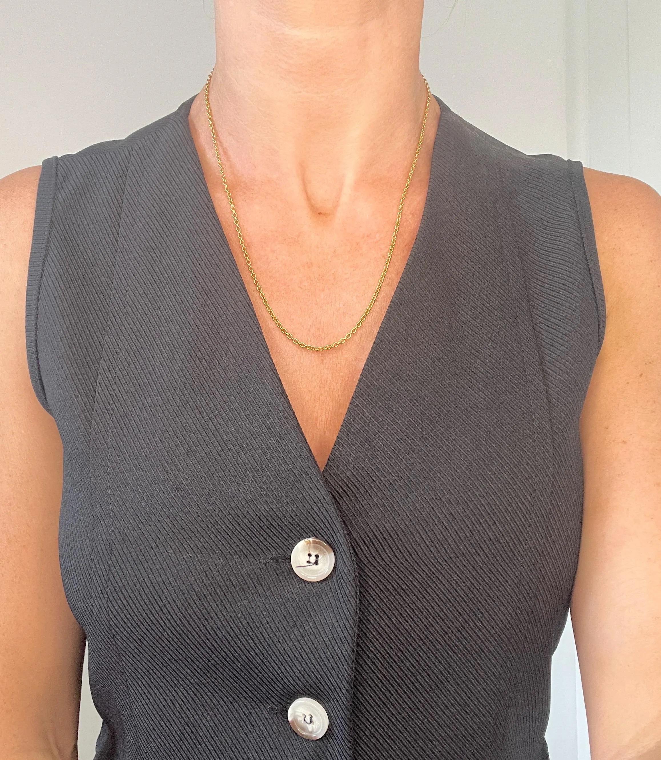 Collier ancien en or jaune 15ct, victorien, avec chaîne à maillons épais de 20 pouces en vente 3