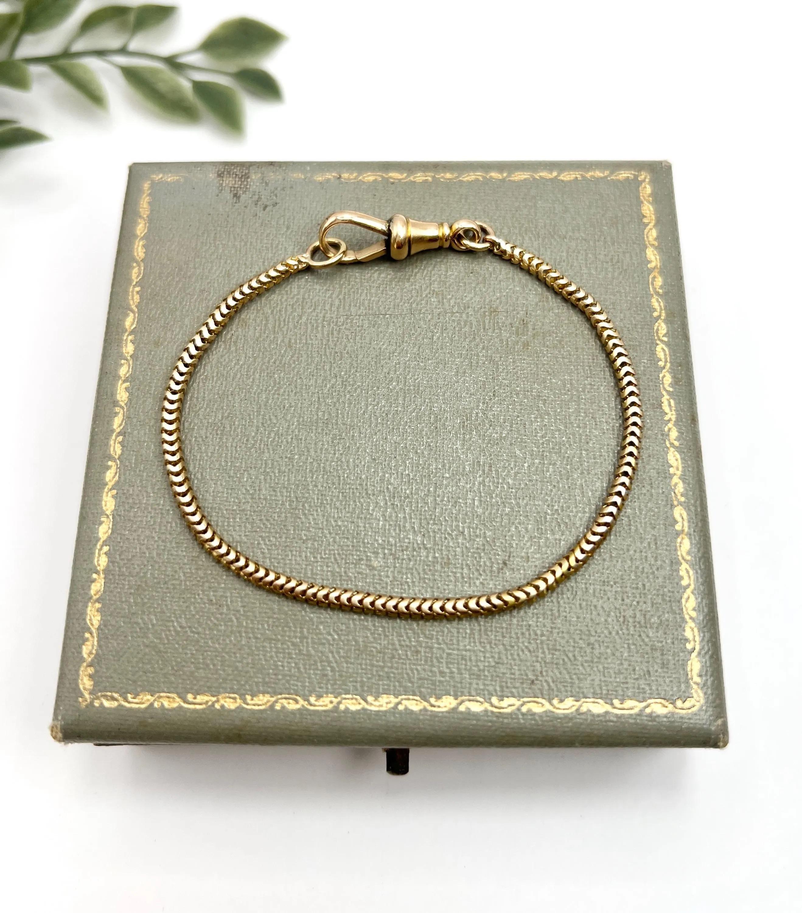 Women's or Men's Antique 15ct Yellow Gold, Victorian era Snake Link Bracelet with Swivel Clasp For Sale