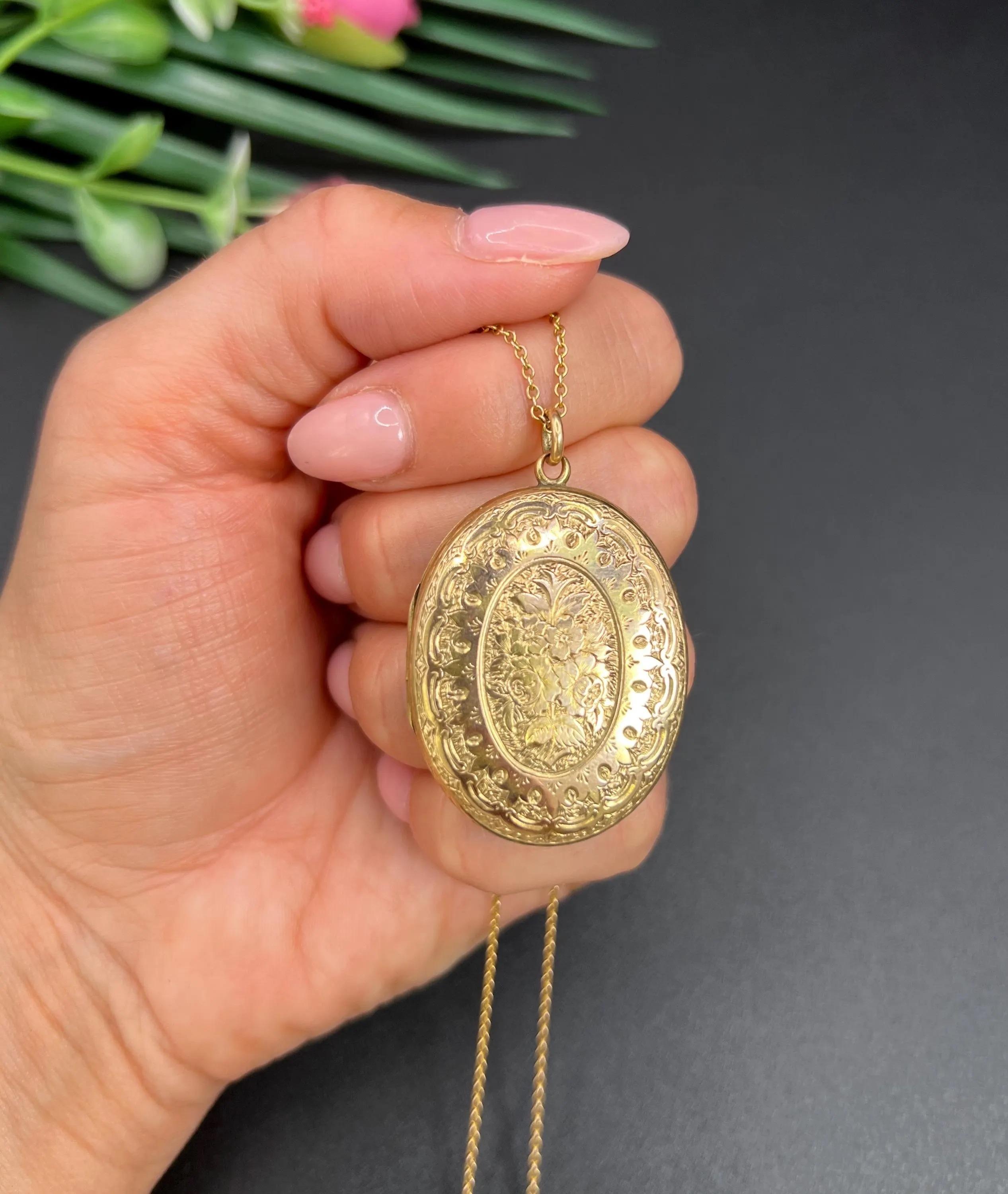 Antike 15ct Gelbgold, viktorianischen Blumen graviert Pfingstrose Oval geformt Medaillon für Damen oder Herren im Angebot