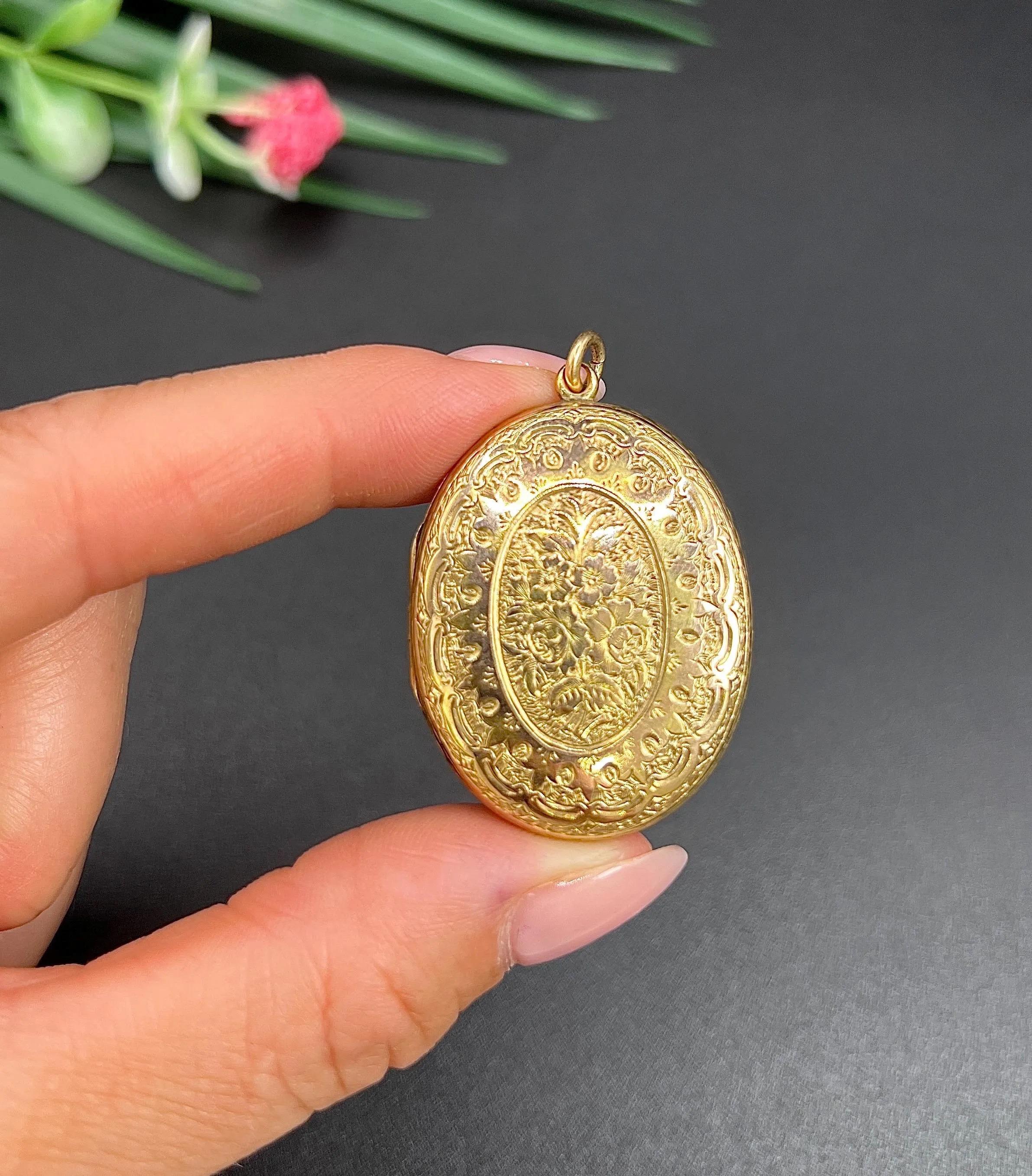 Antike 15ct Gelbgold, viktorianischen Blumen graviert Pfingstrose Oval geformt Medaillon im Angebot 4