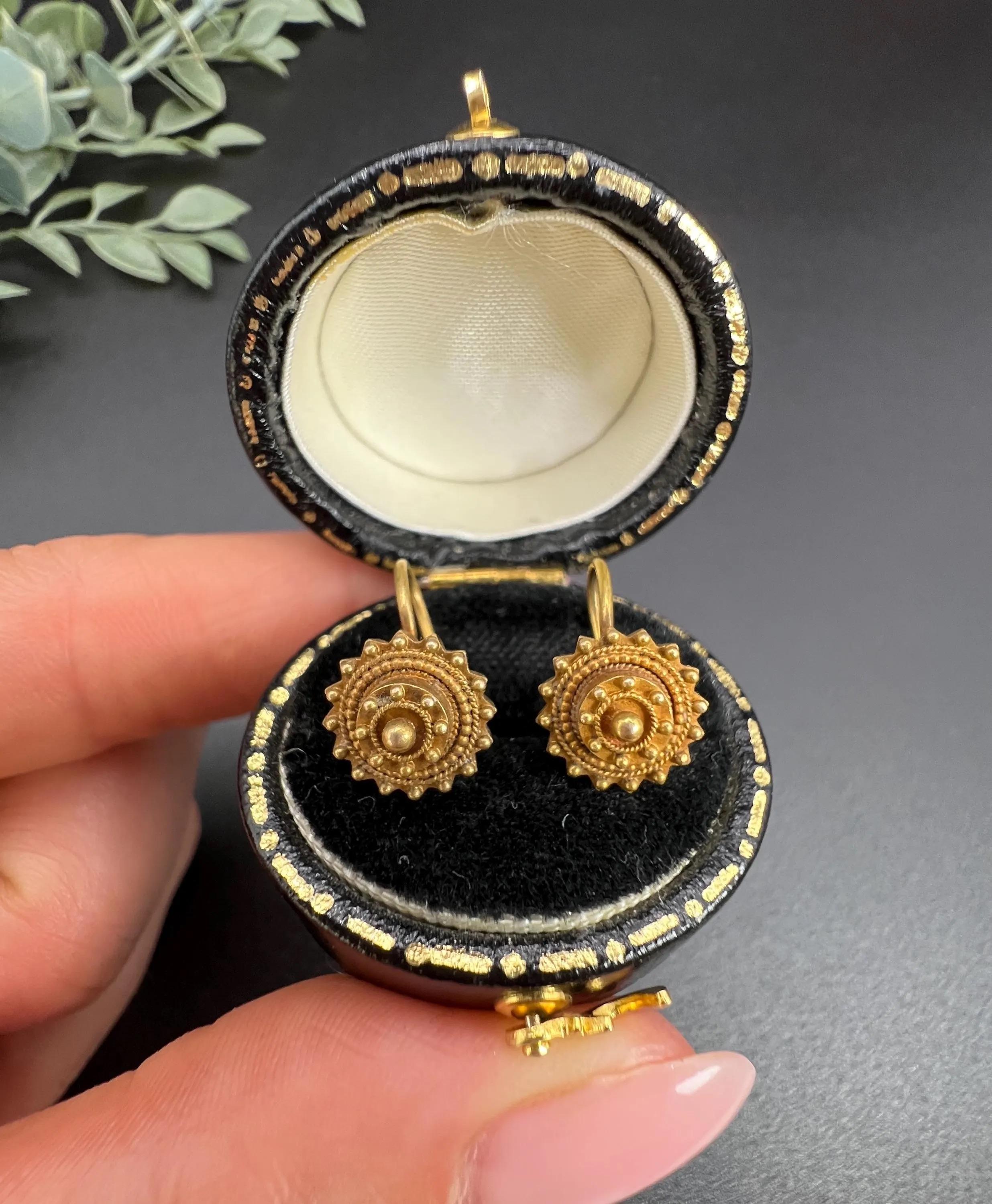Antique 15ct Yellow Gold, Victorian Round Etruscan Gold Drop Earrings 3