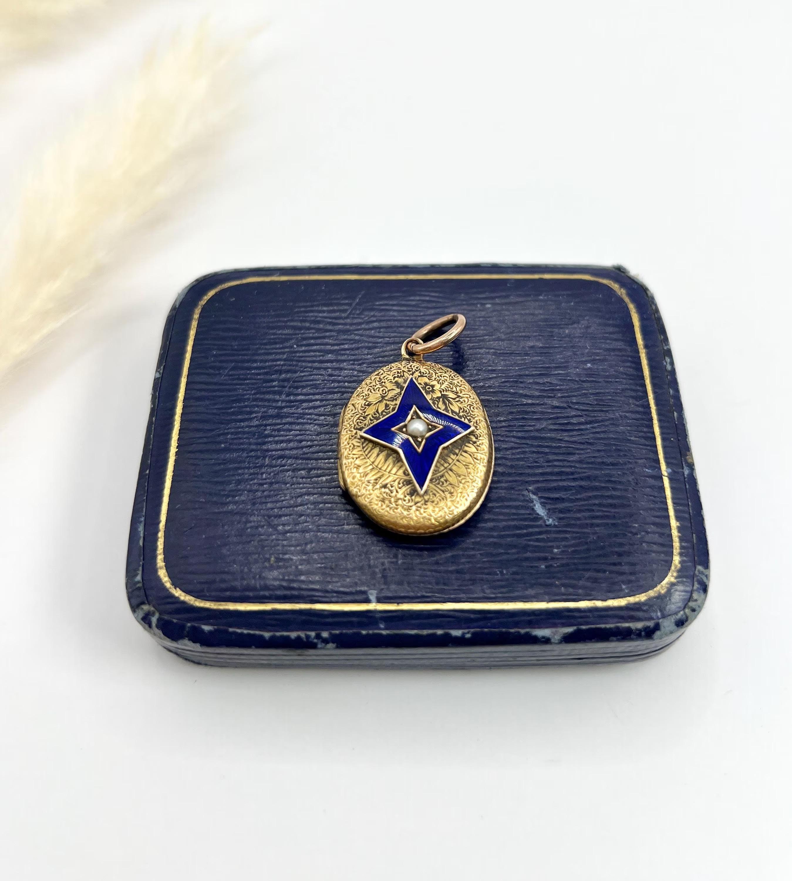 Antique 15ct Yellow Gold, Victorian Seed Pearl & Blue Enamel Star Oval Locket For Sale 6