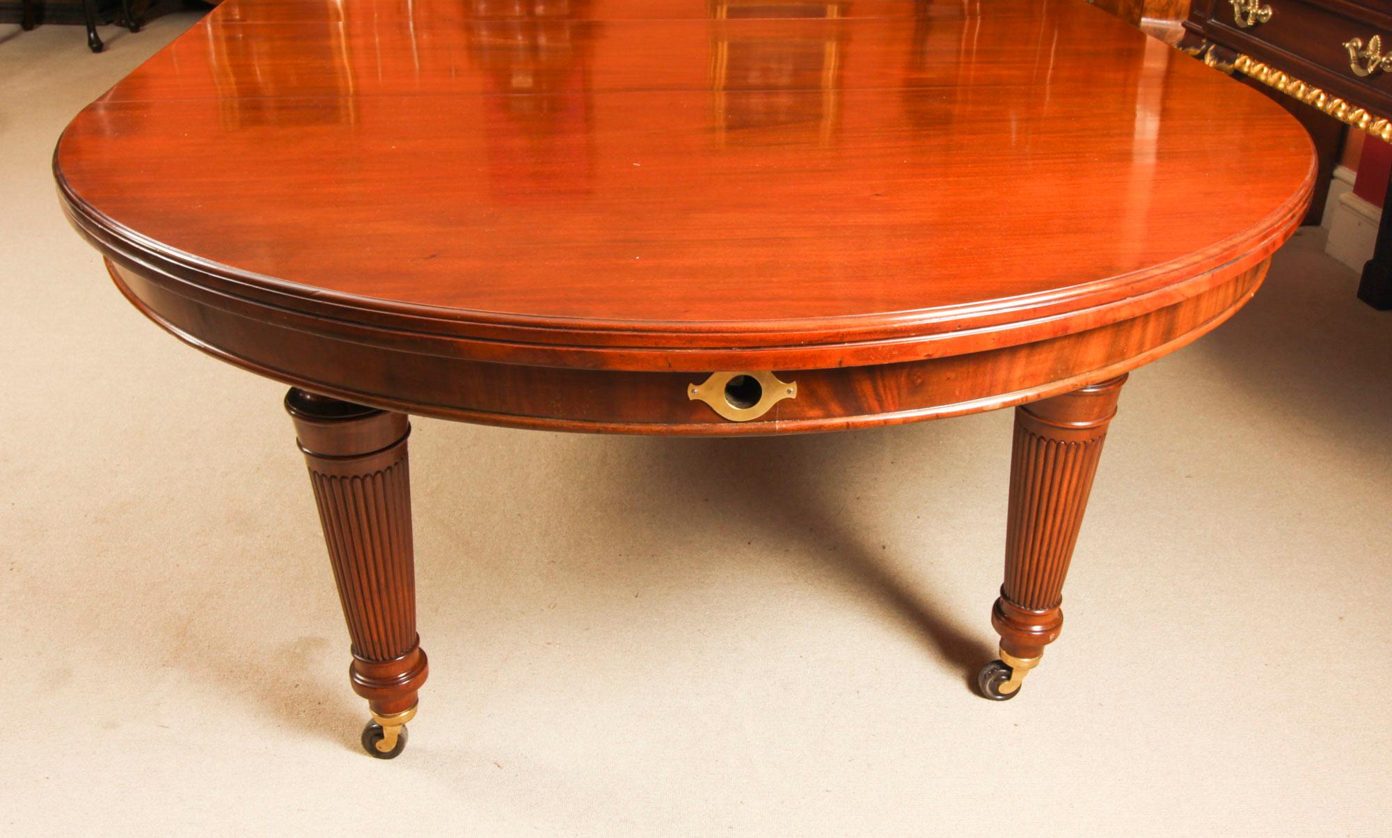 Antique 15ft Flame Mahogany Extending Dining Table by Edwards & Roberts 19C 6