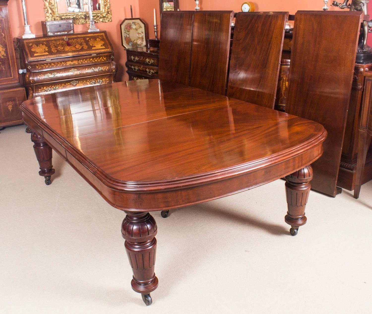 Late 19th Century Antique Victorian Flame Mahogany D End Extending Dining Table 19th Century