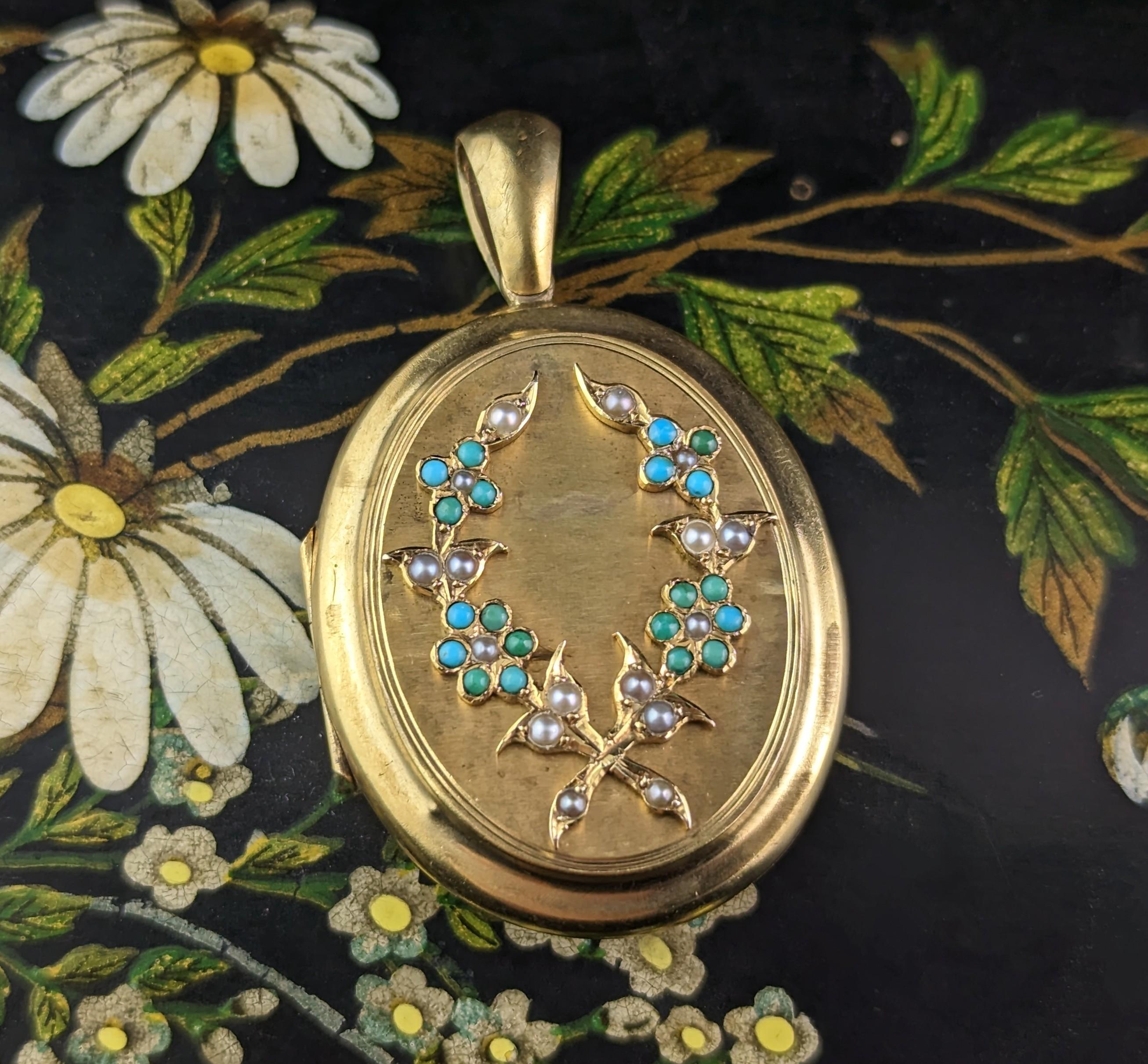 Women's Antique 15k Gold Locket, Turquoise and Pearl, Portrait, Forget Me Not For Sale