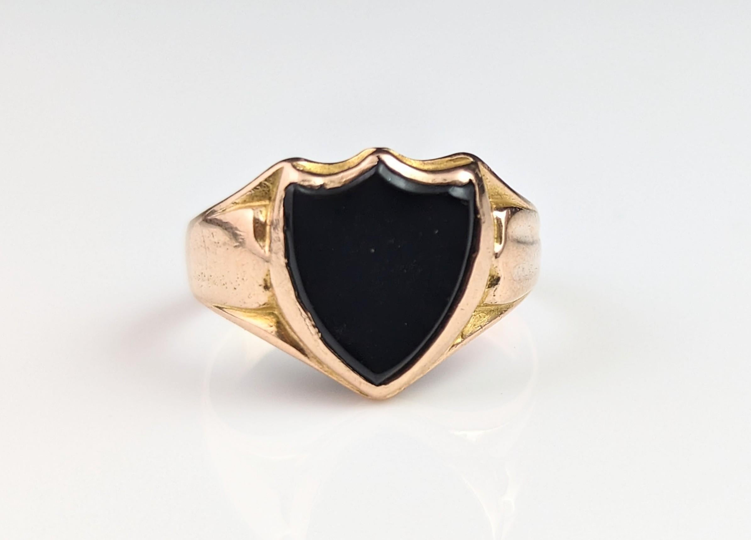 Antique 15k Gold Onyx Signet Ring, Shield Shaped, Pinky, Victorian 7