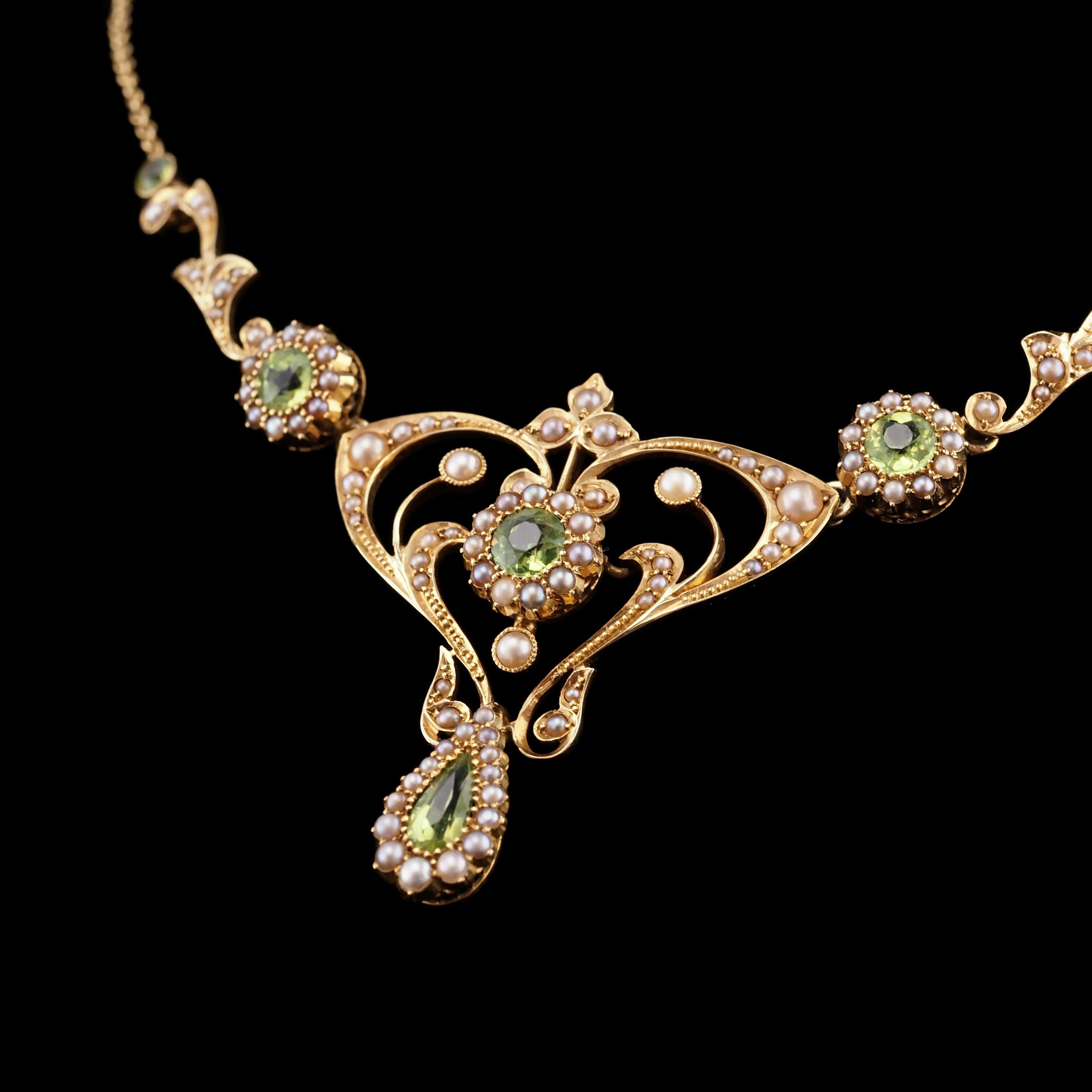 Antique 15K Gold Peridot & Pearl Lavalier Necklace - Art Nouveau c.1900s 7