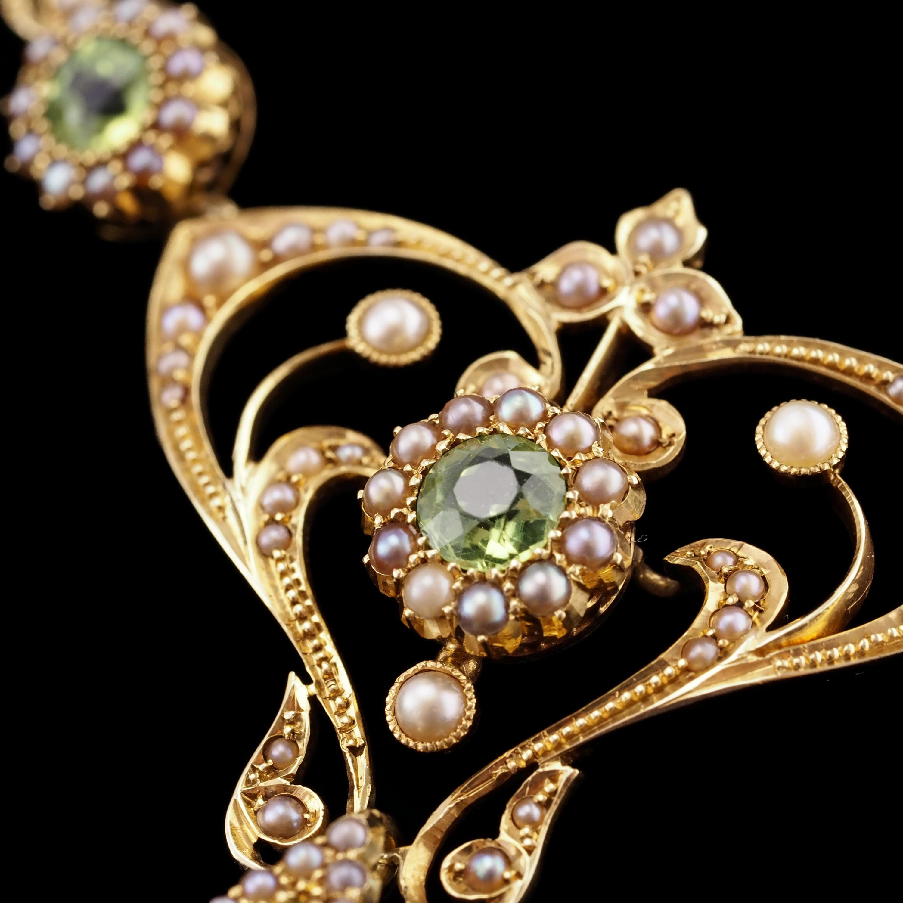 Antique 15K Gold Peridot & Pearl Lavalier Necklace - Art Nouveau c.1900s 9