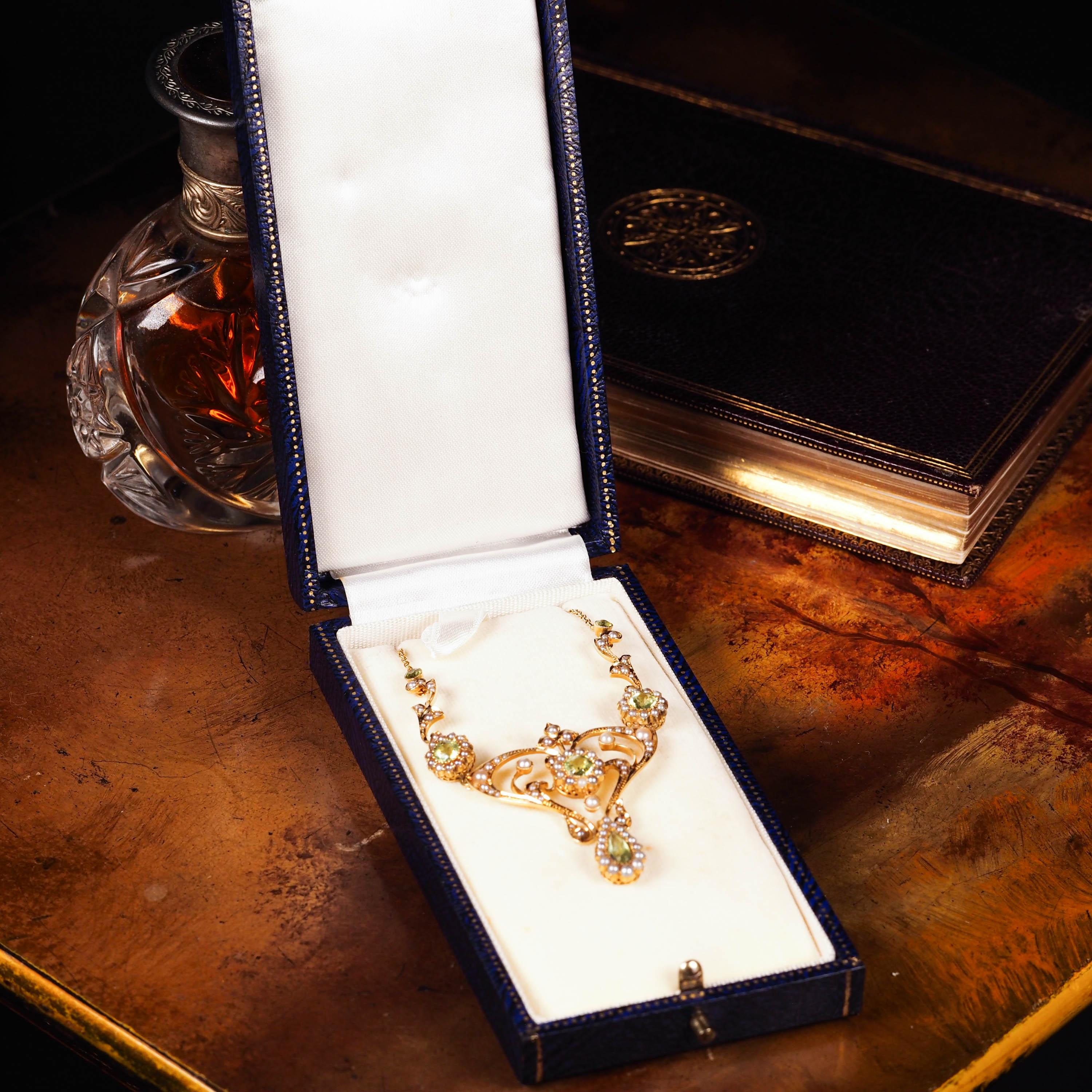 Antique 15K Gold Peridot & Pearl Lavalier Necklace - Art Nouveau c.1900s 13