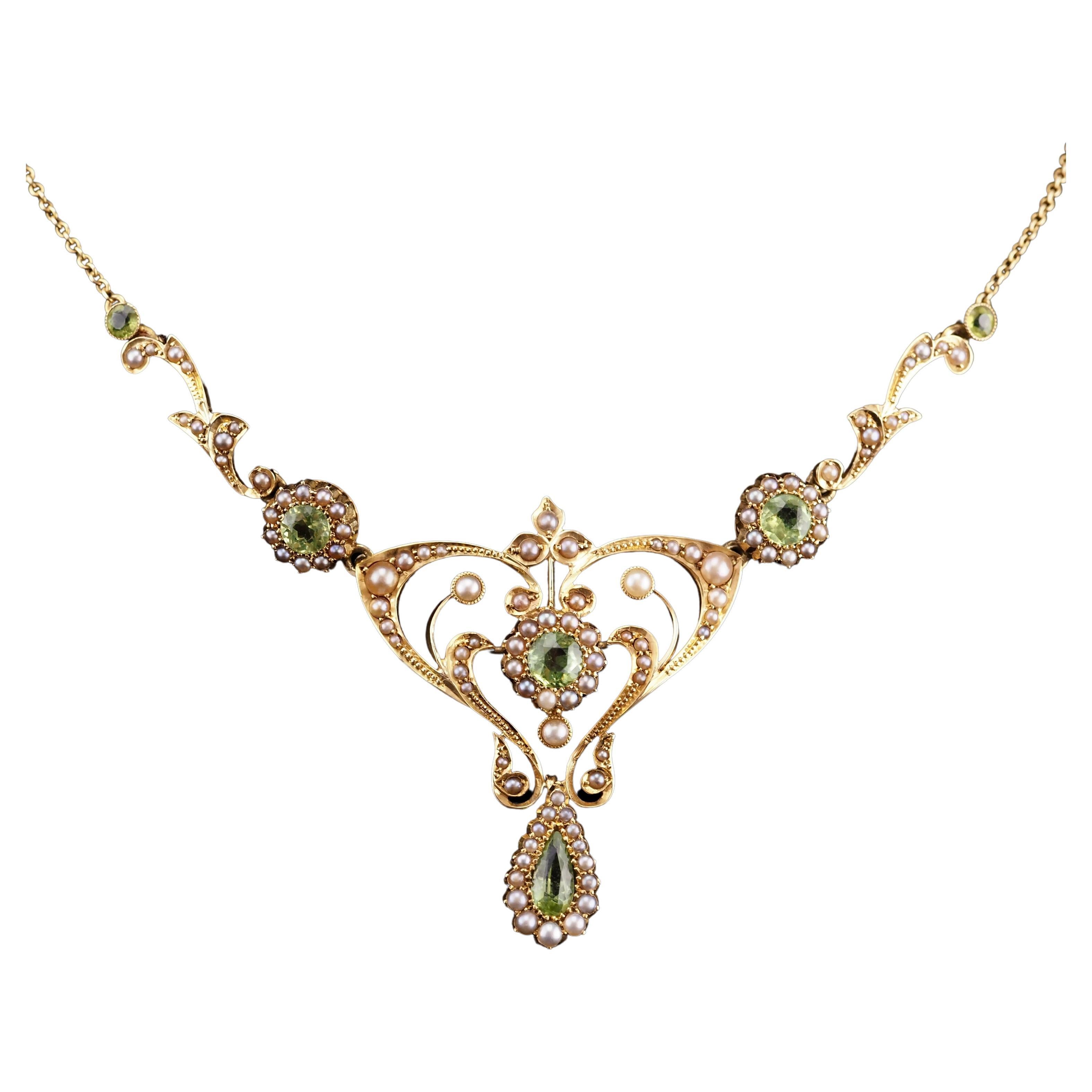 Antique 15K Gold Peridot & Pearl Lavalier Necklace - Art Nouveau c.1900s