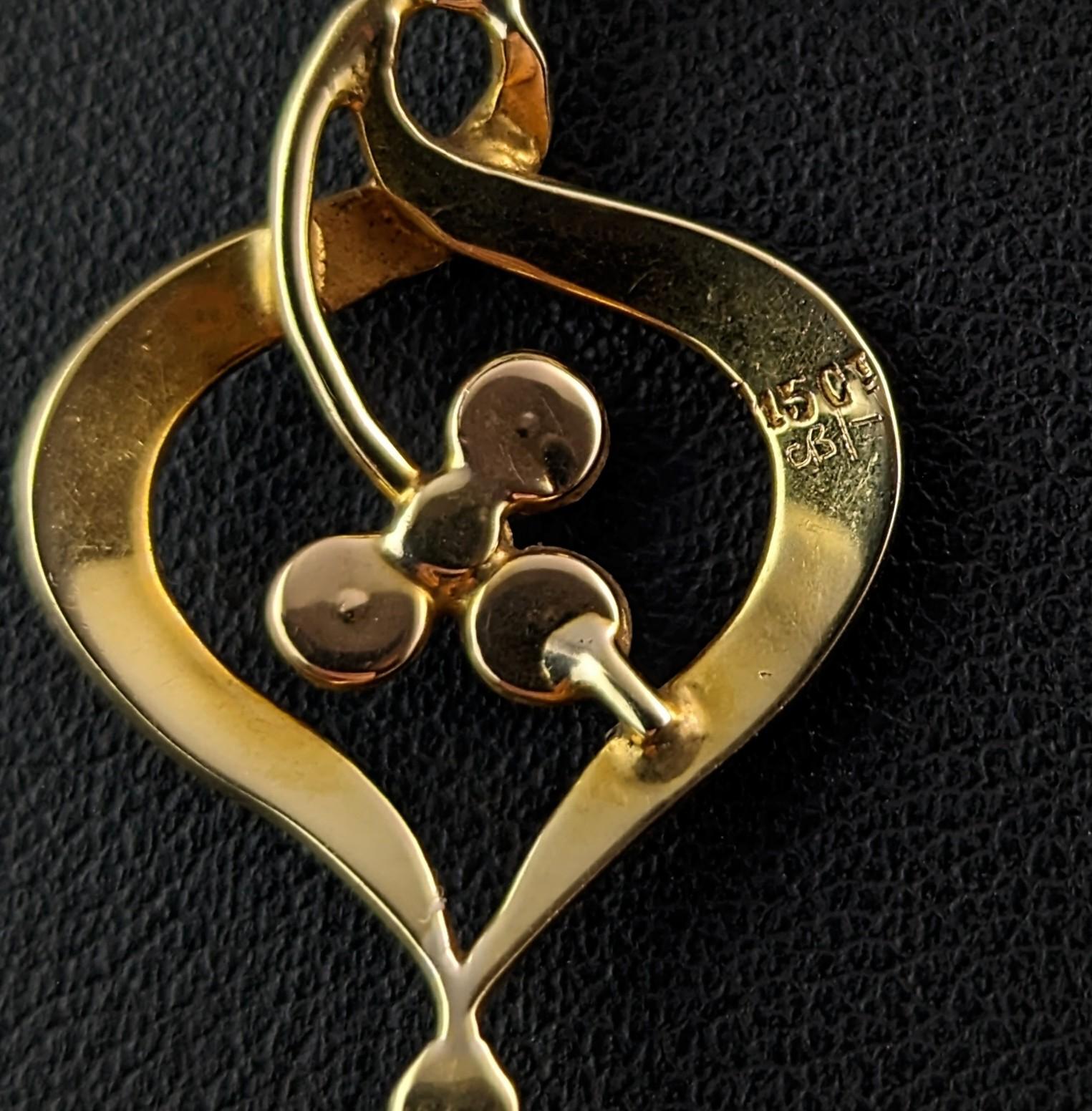 Antique 15k gold Turquoise and Pearl shamrock pendant  For Sale 7
