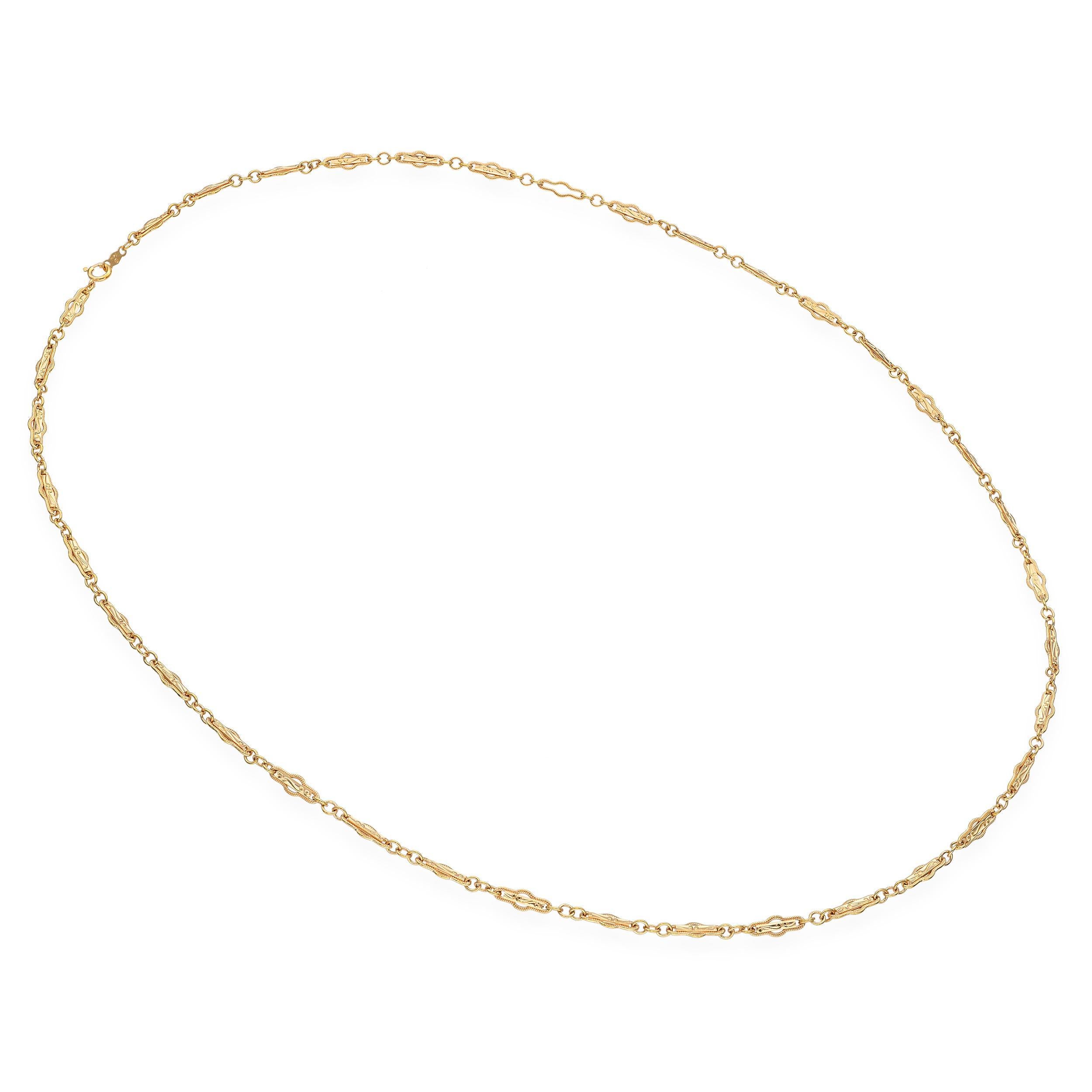 Collana antica A Link in oro giallo 15k intagliato in vendita 1