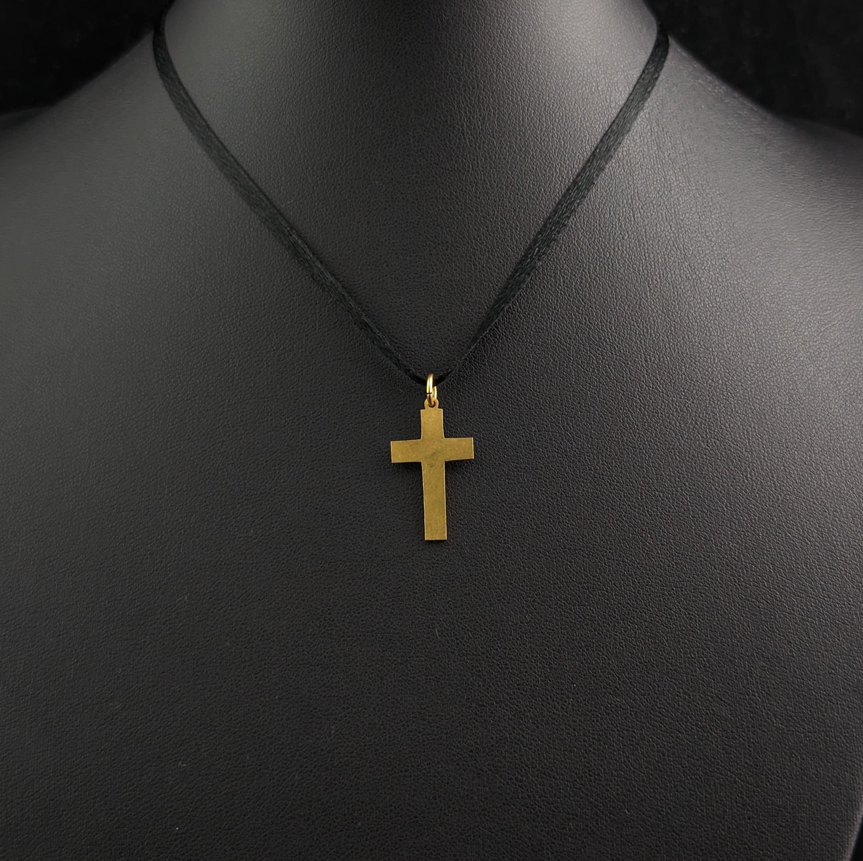 Antique 15k Yellow Gold Cross Pendant, 1910s, Dainty  In Good Condition In NEWARK, GB