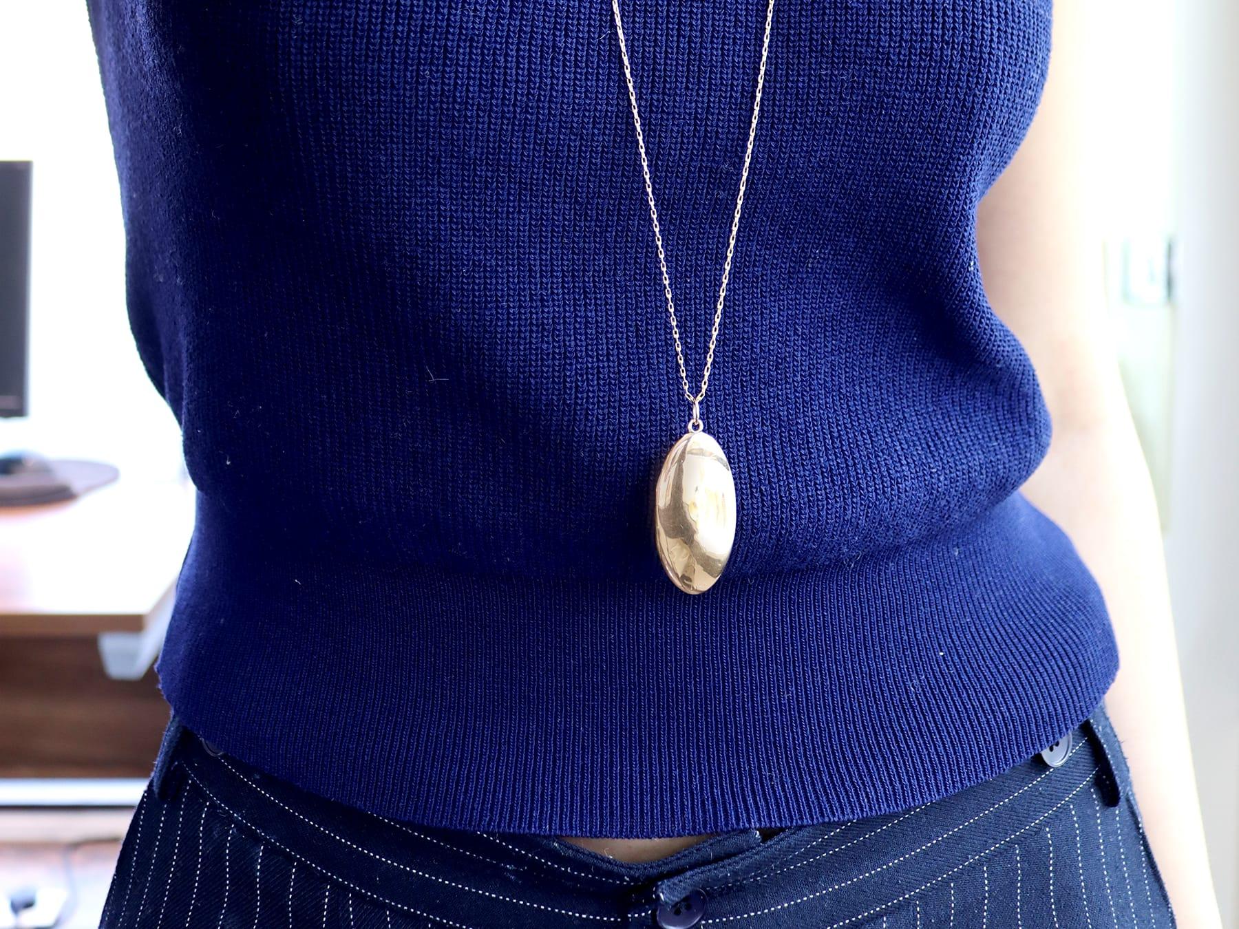 Victorien Pendentif ancien en or jaune 15k Circa 1900 en vente