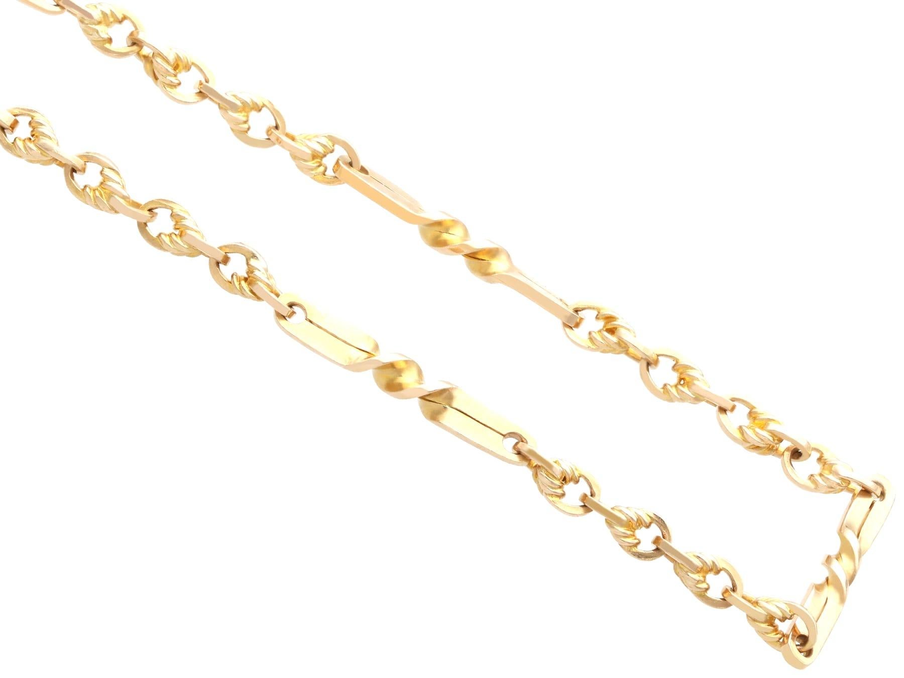 Women's or Men's Antique 15k Yellow Gold Longuard Chain Circa 1900 For Sale