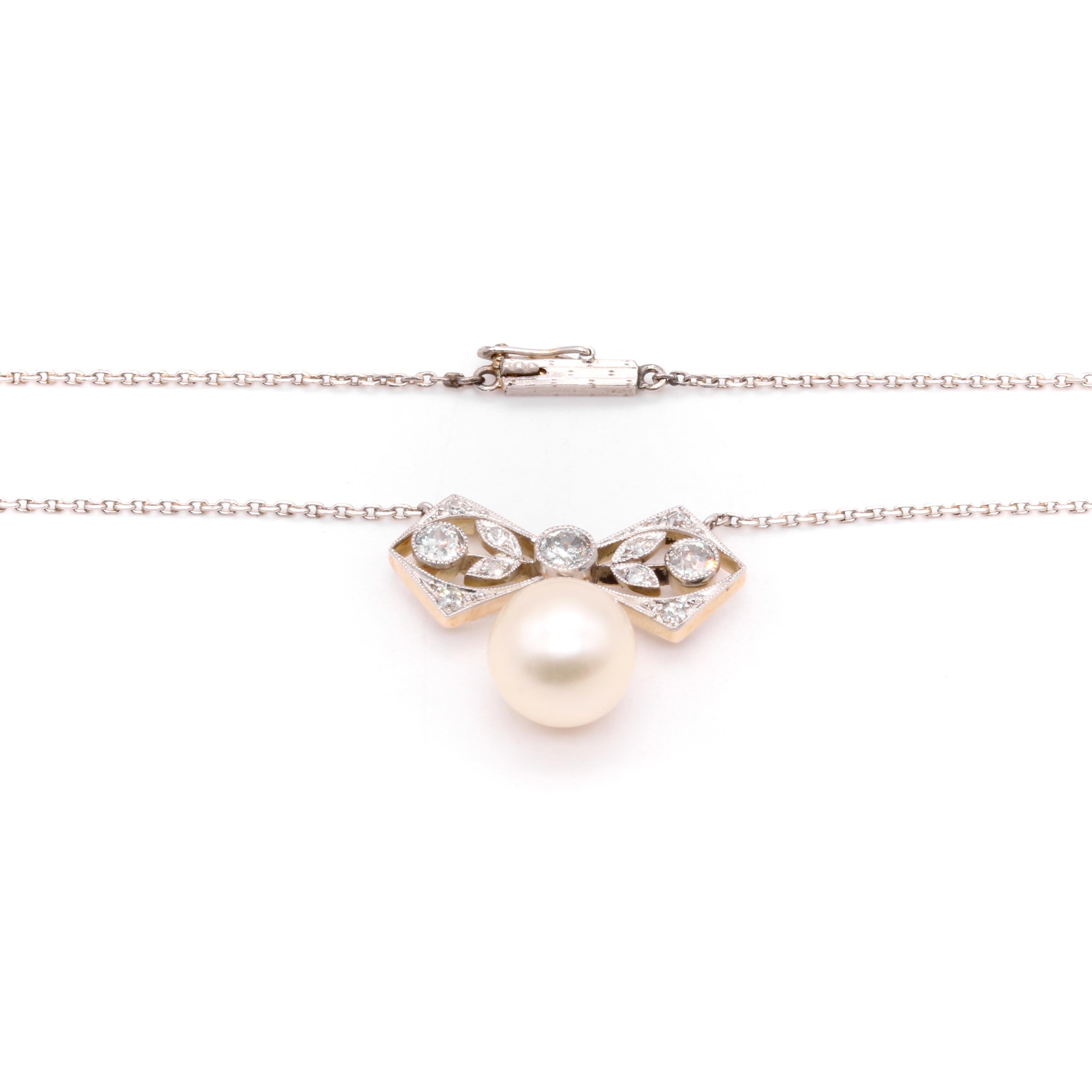 Antique 15K Yellow Gold & Platinum Pearl and Old Cut Diamond Bow Necklace For Sale 1