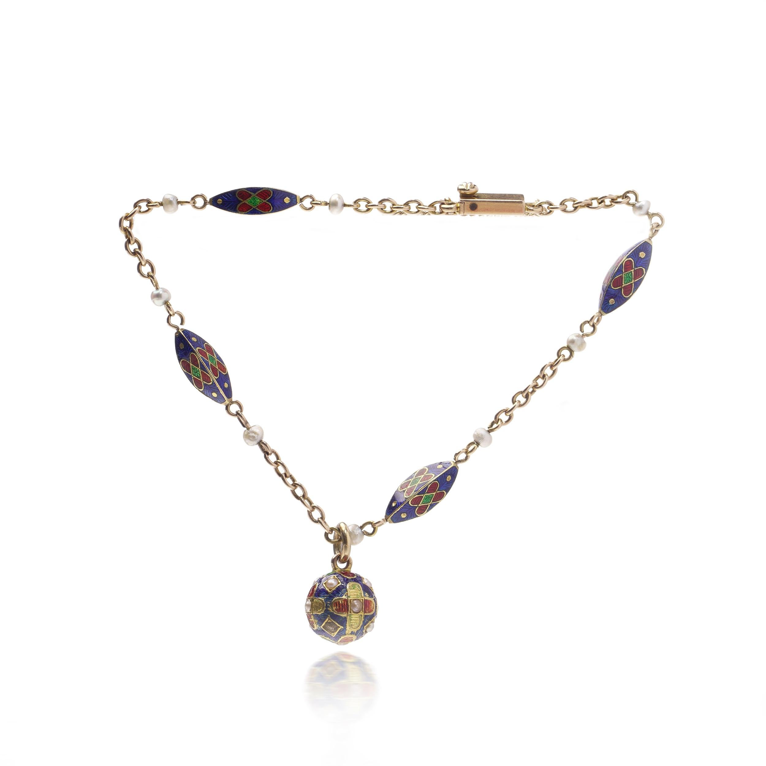 Antique 15kt Gold Enamel and Pearl Bracelet with Orb Pendant en vente 1