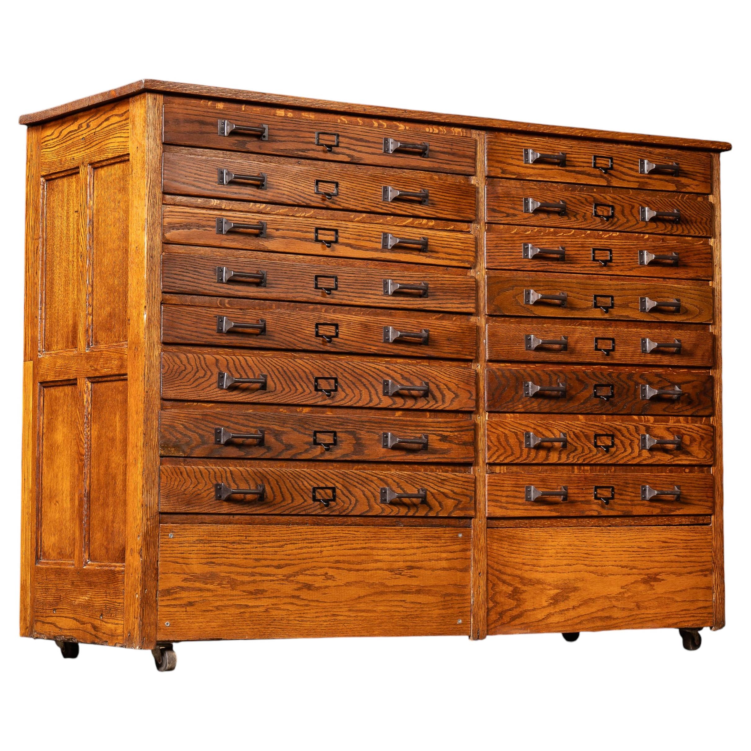 Antique 16-Drawer Quarter-Sawn Oak Rolling Flat File Cabinet