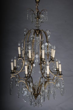 Antique 16-Light French Crystal Chandelier, circa 1930, Baroque/Louis XV