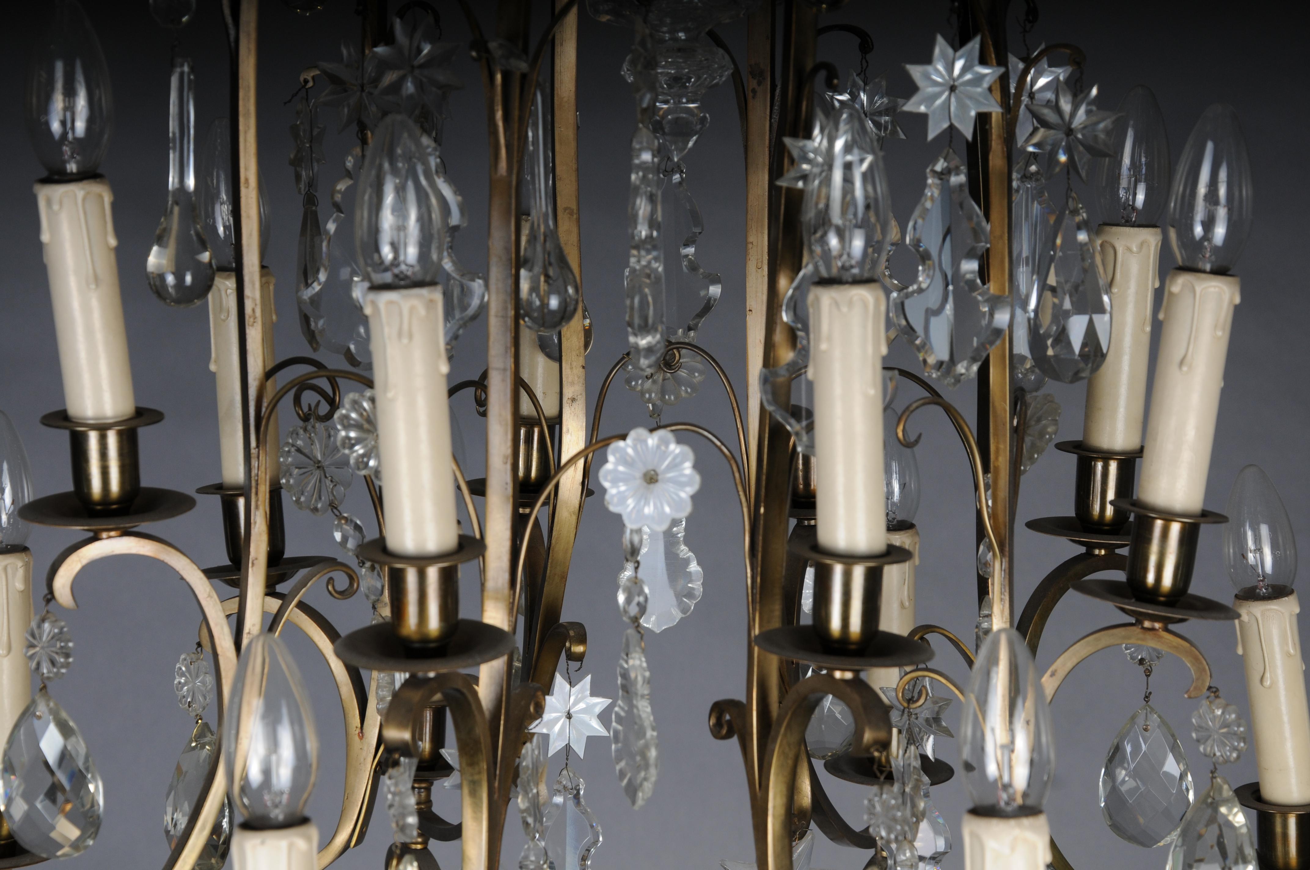 Antico lampadario di cristallo francese a 16 luci, 1930 circa, barocco/Louis XV In condizioni buone in vendita a Berlin, DE