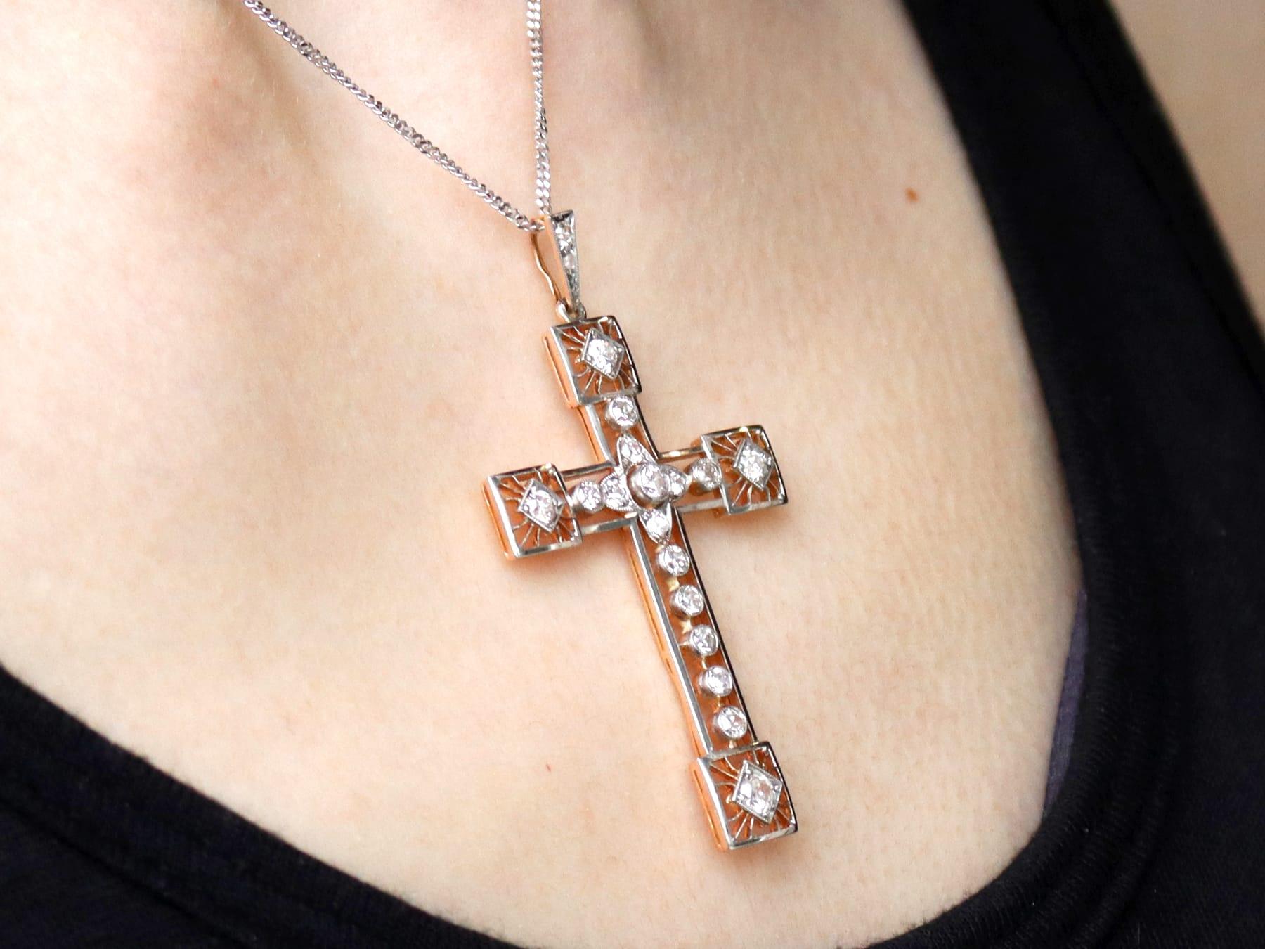 Antique 1.60ct Diamond and 18k Yellow Gold Cross Pendant For Sale 4