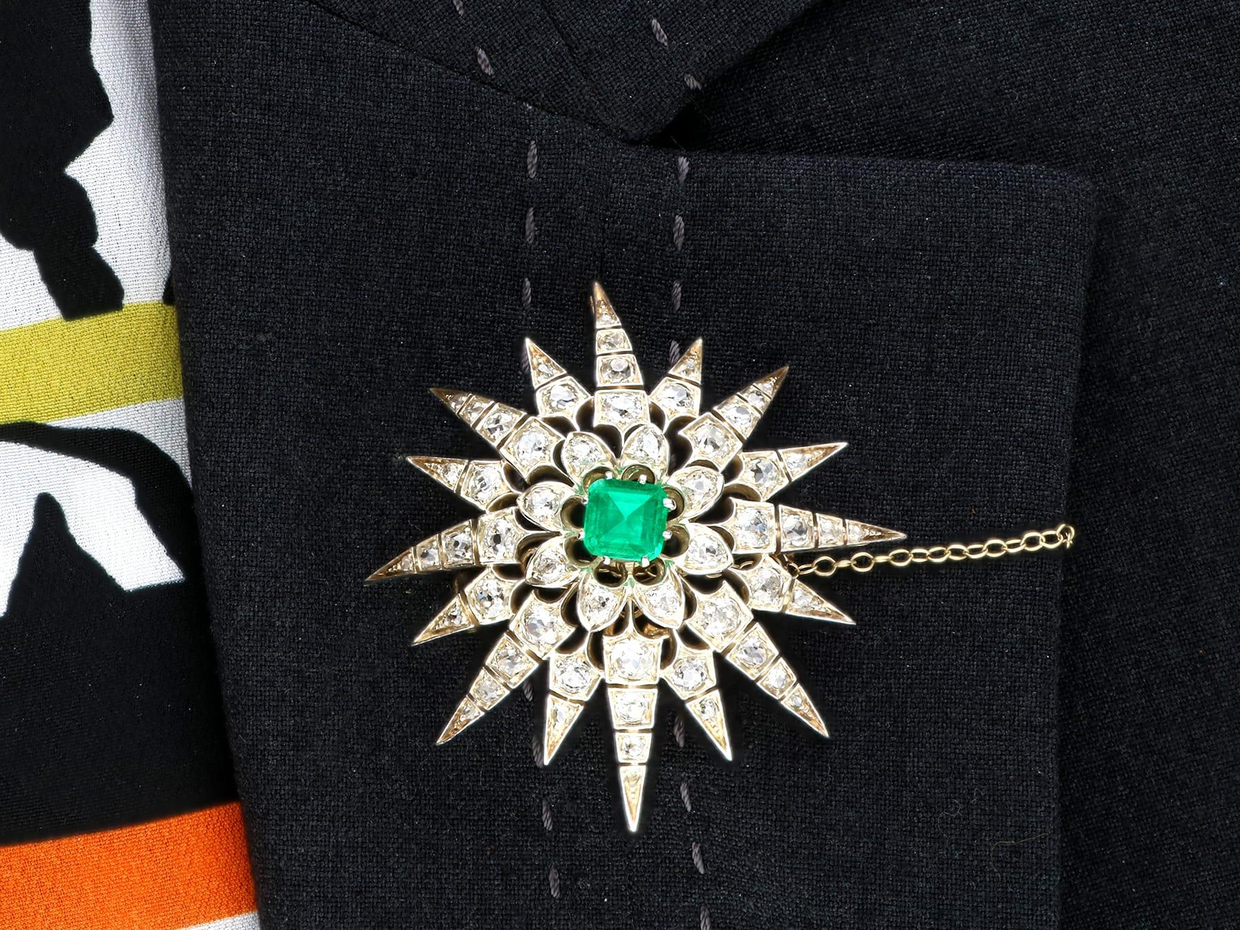 Antique 1.60Ct Emerald, 4.22Ct Diamond and 12k Yellow Gold Brooch Pendant For Sale 10